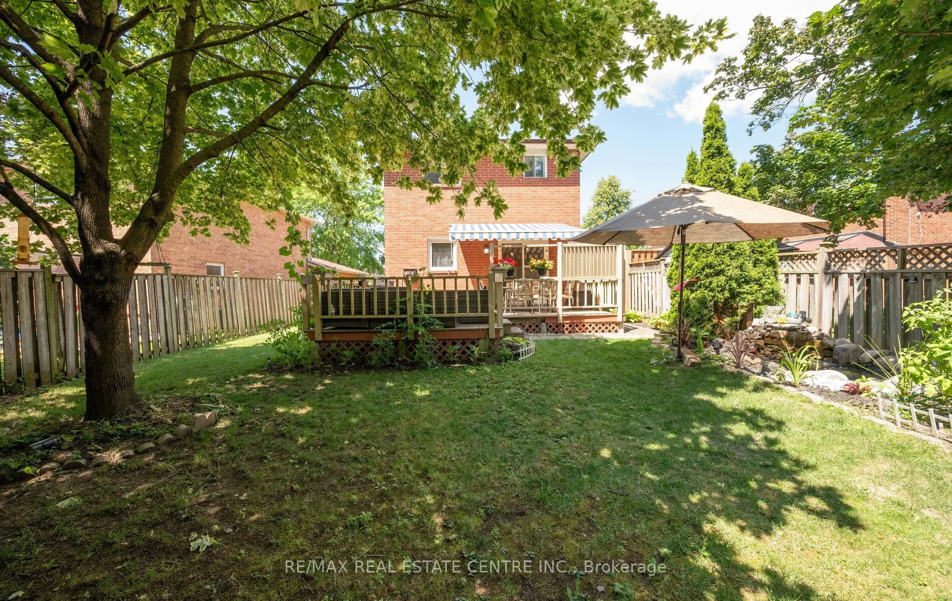 4 Ecclestone Drive