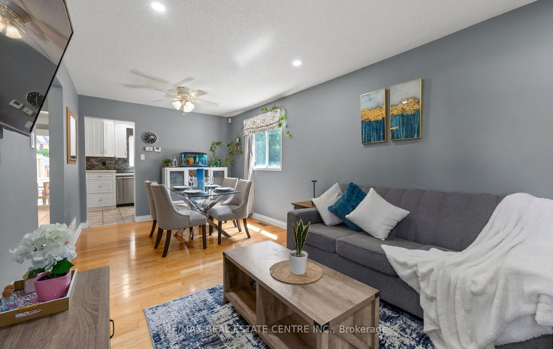 4 Ecclestone Drive