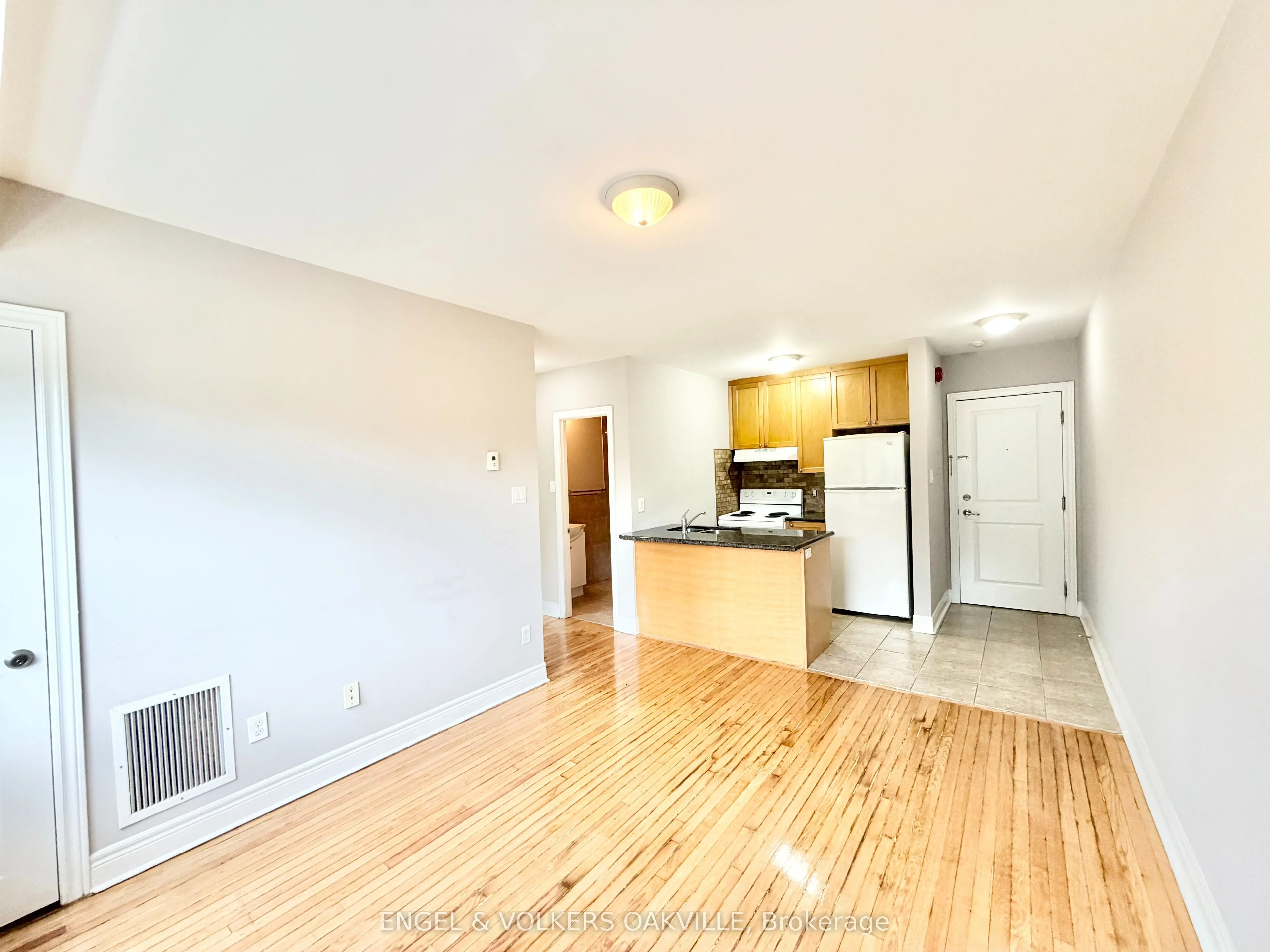 15 Thirty Third Street #302