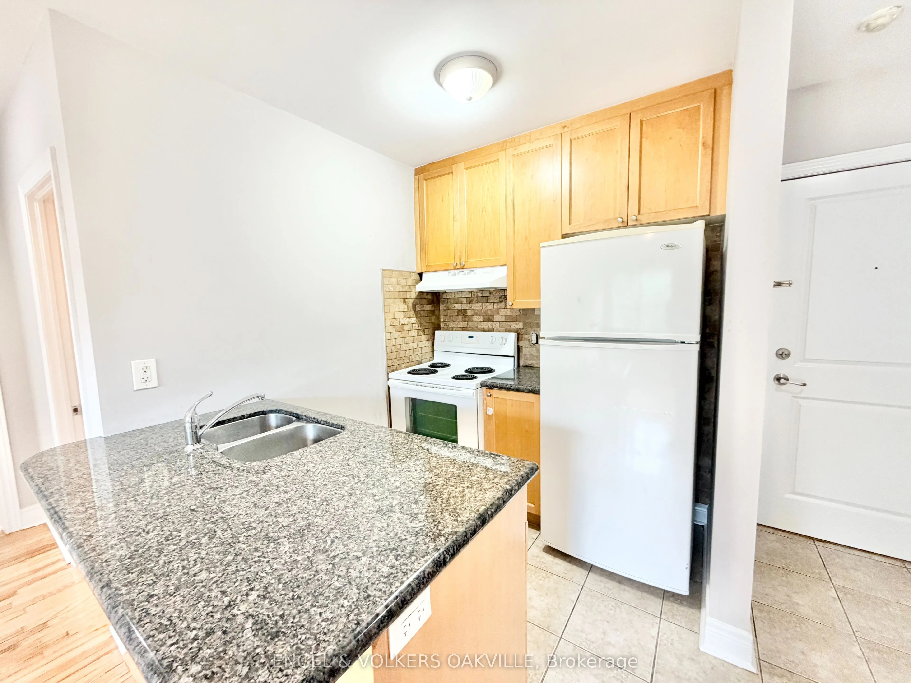 15 Thirty Third Street #302