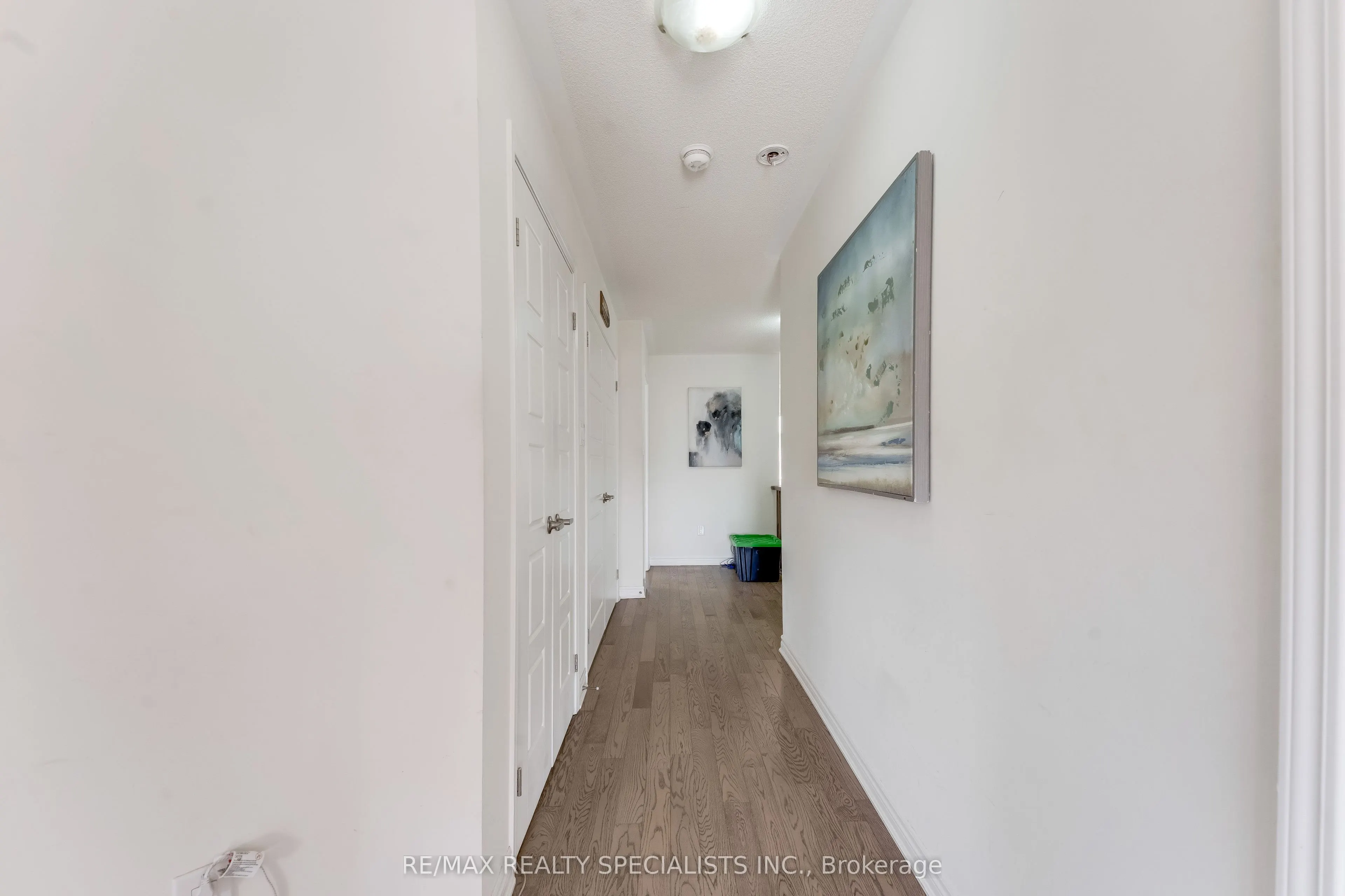 1 Boothill Drive
