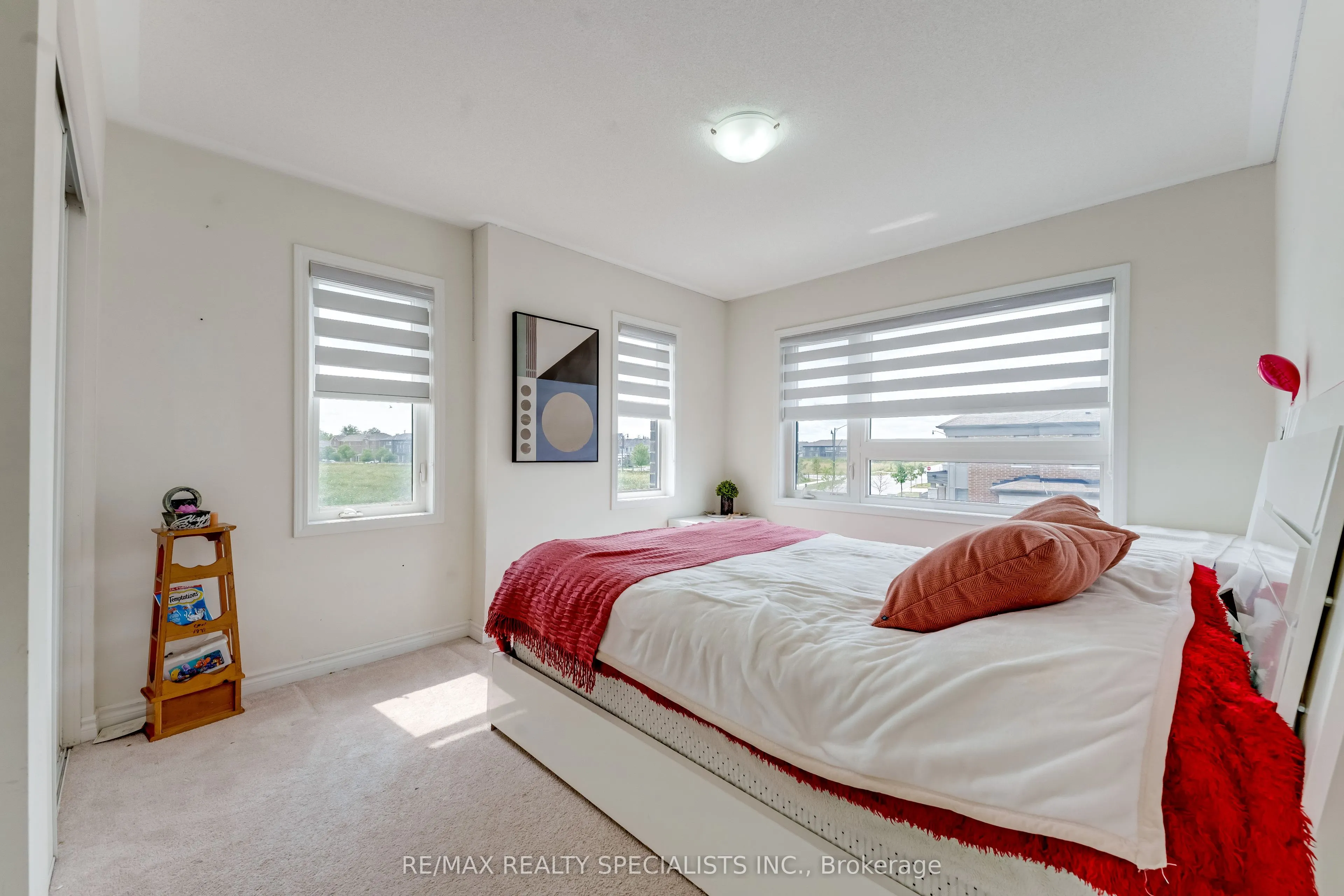 1 Boothill Drive