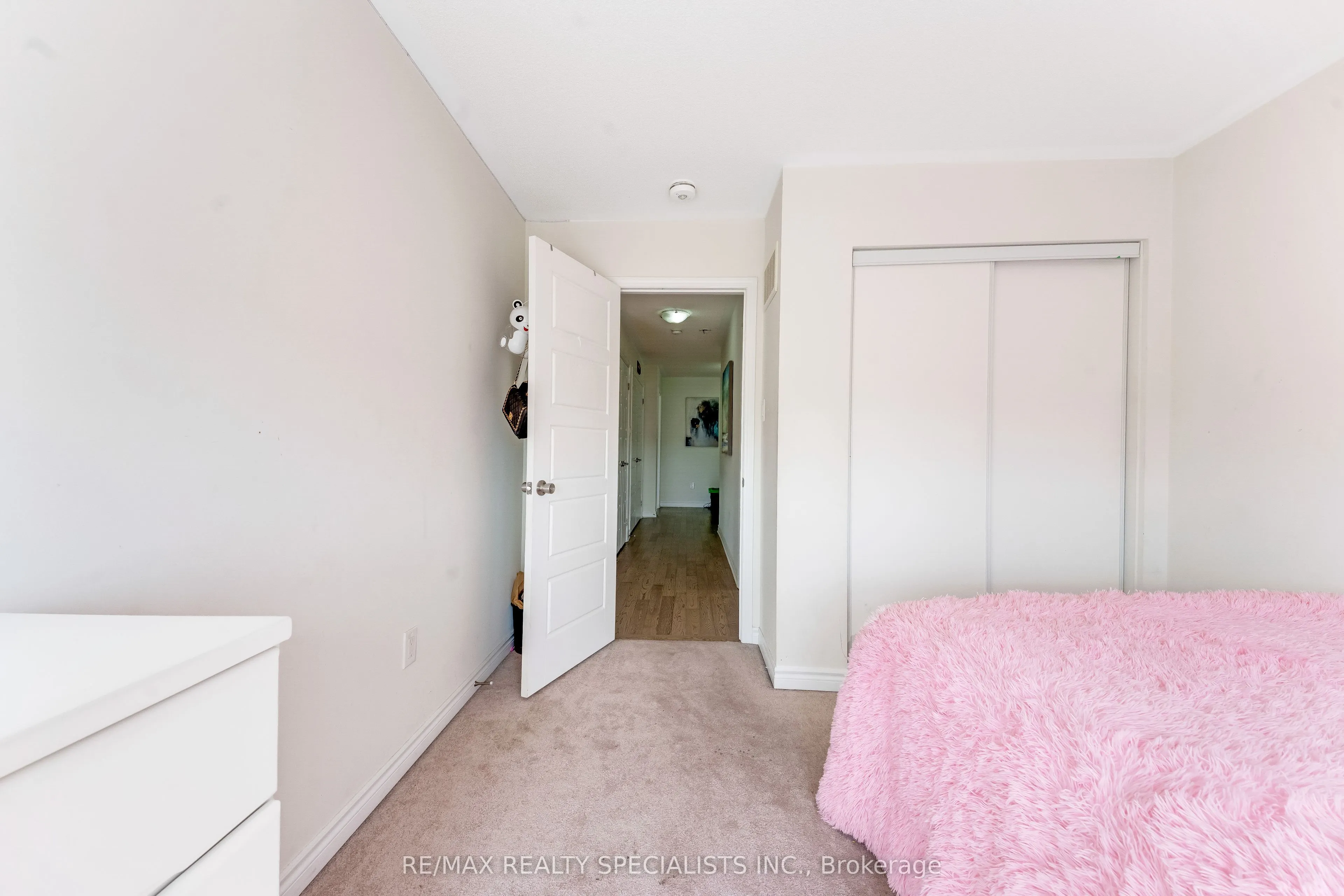 1 Boothill Drive