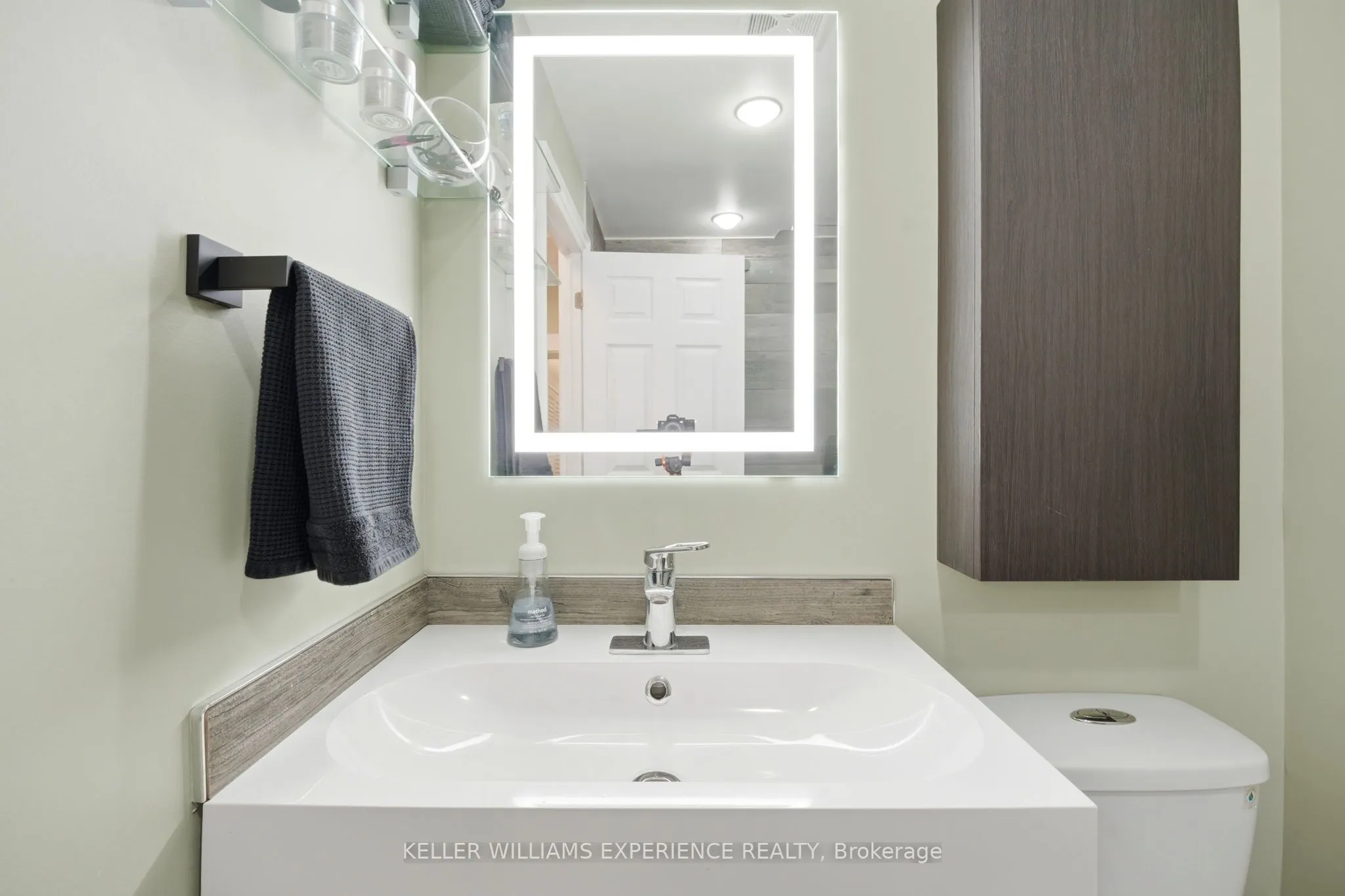 2464 Weston Road #903