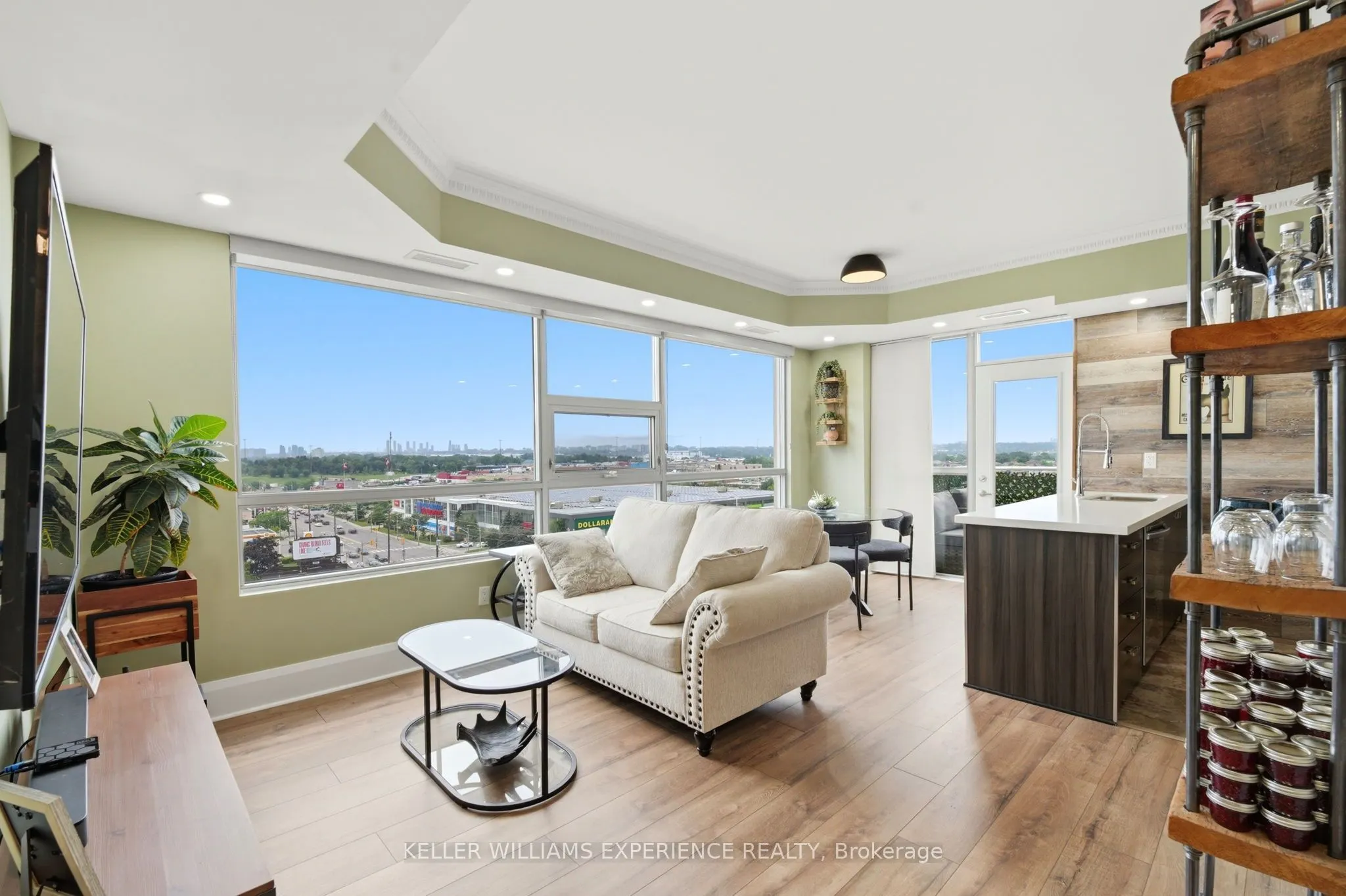 2464 Weston Road #903