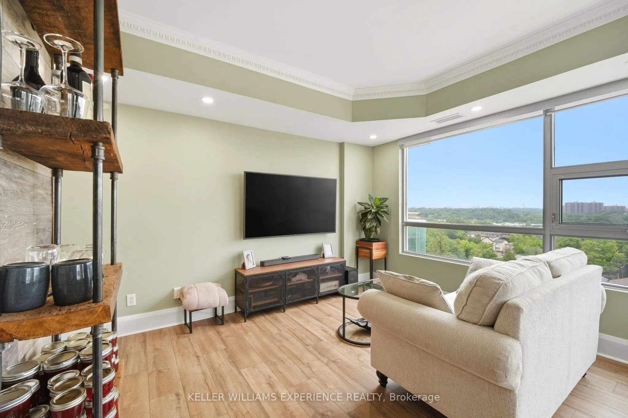 2464 Weston Road #903