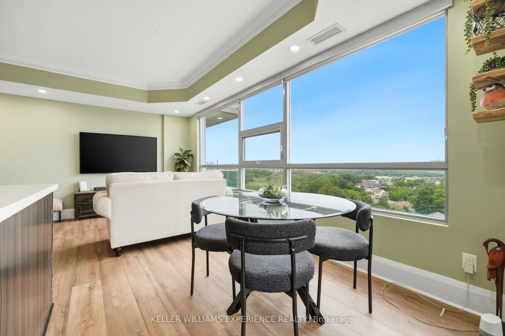 2464 Weston Road #903
