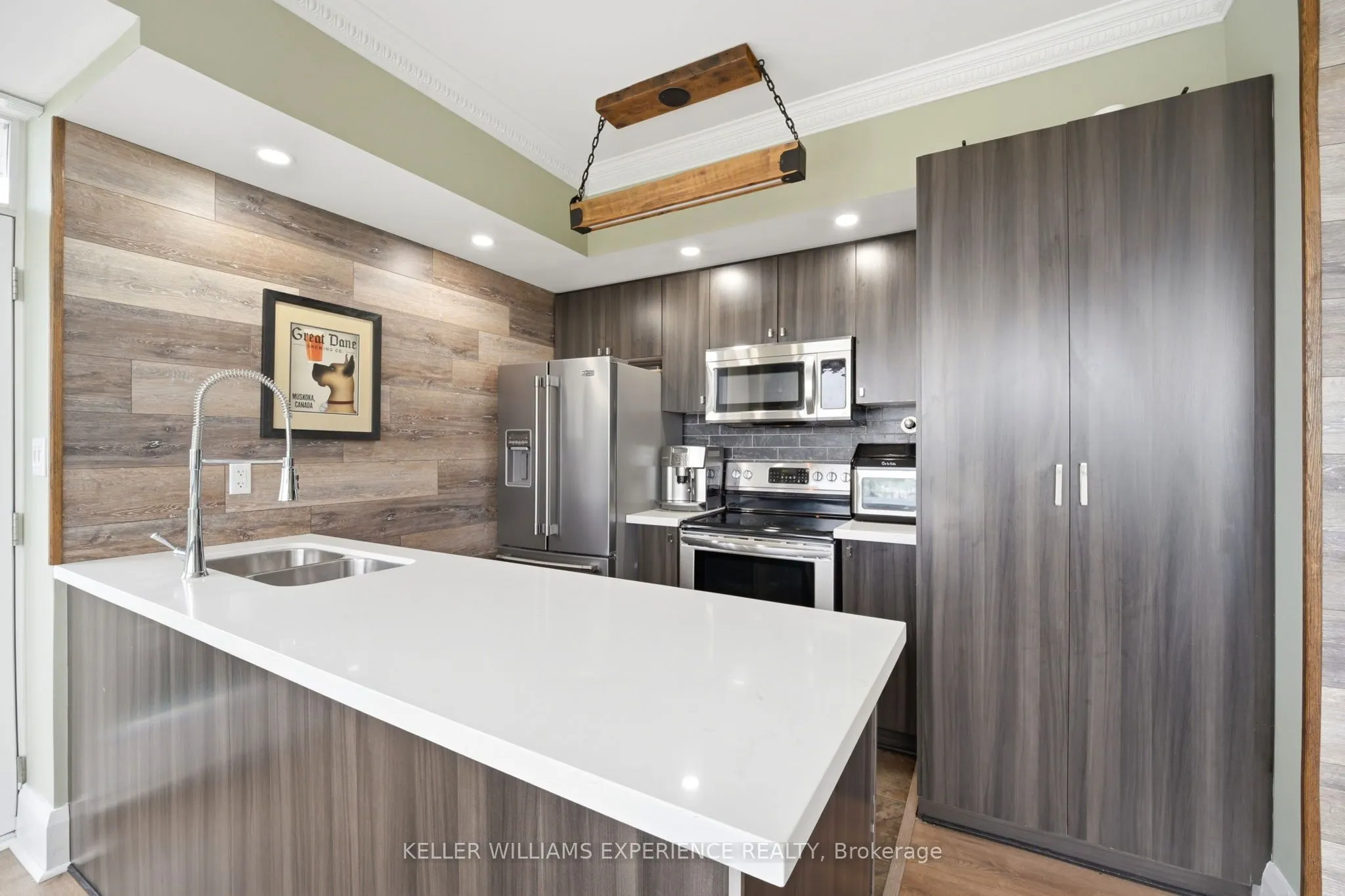 2464 Weston Road #903