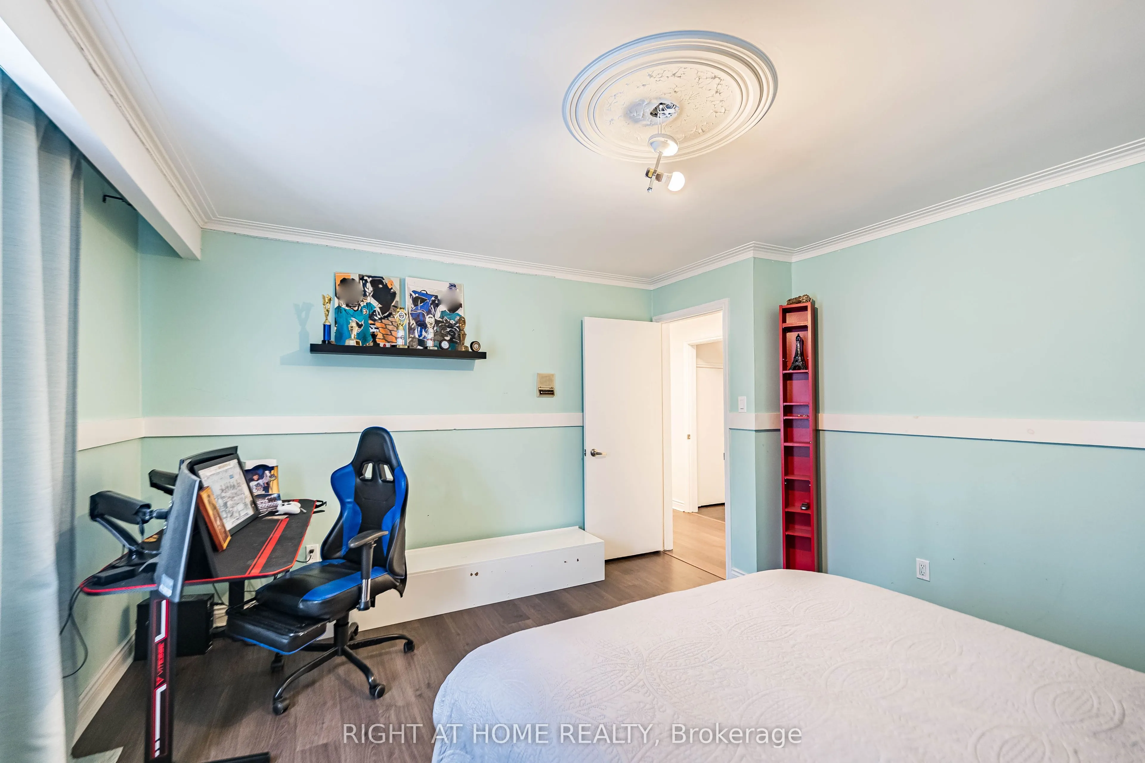 2123 Gordon Drive