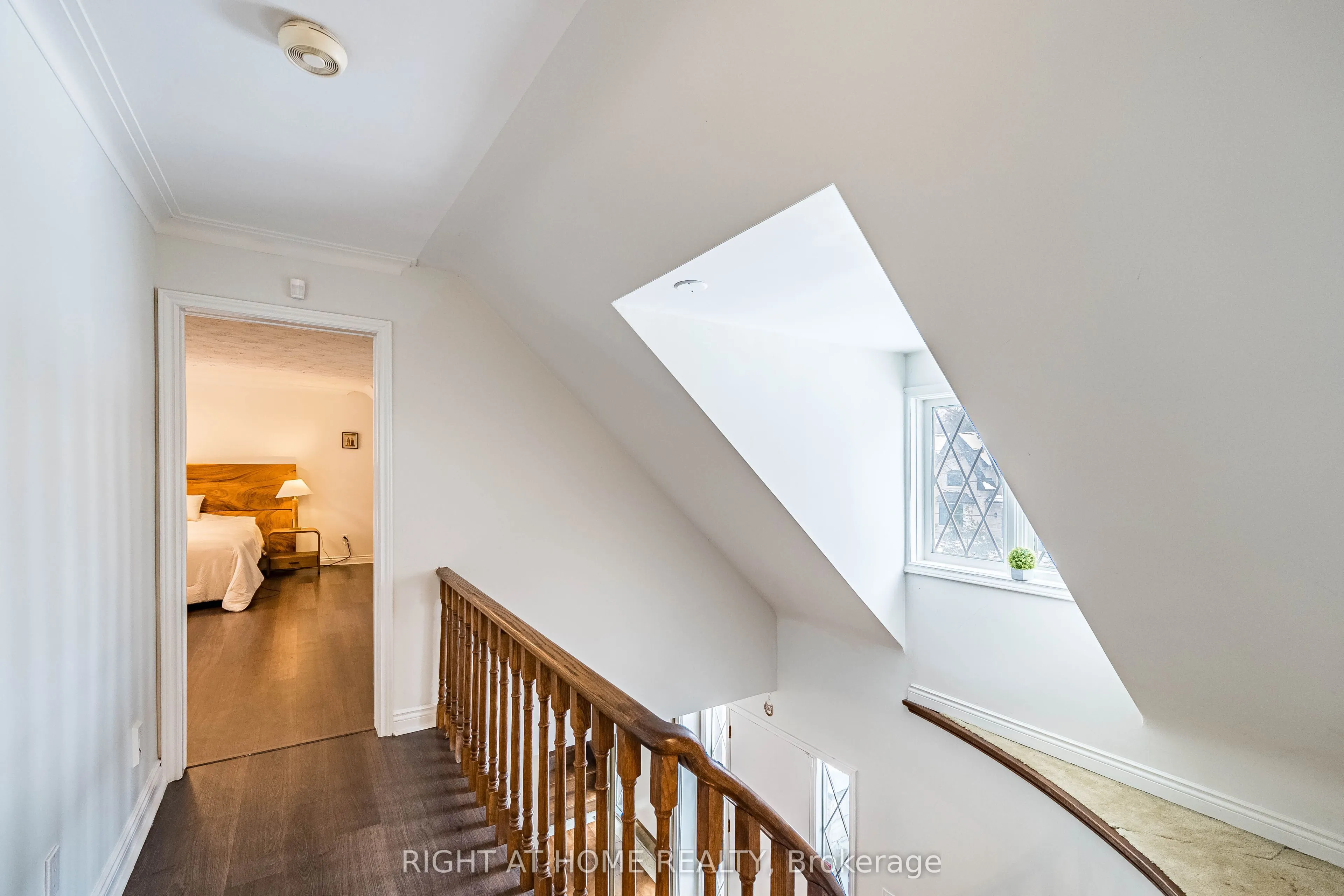2123 Gordon Drive