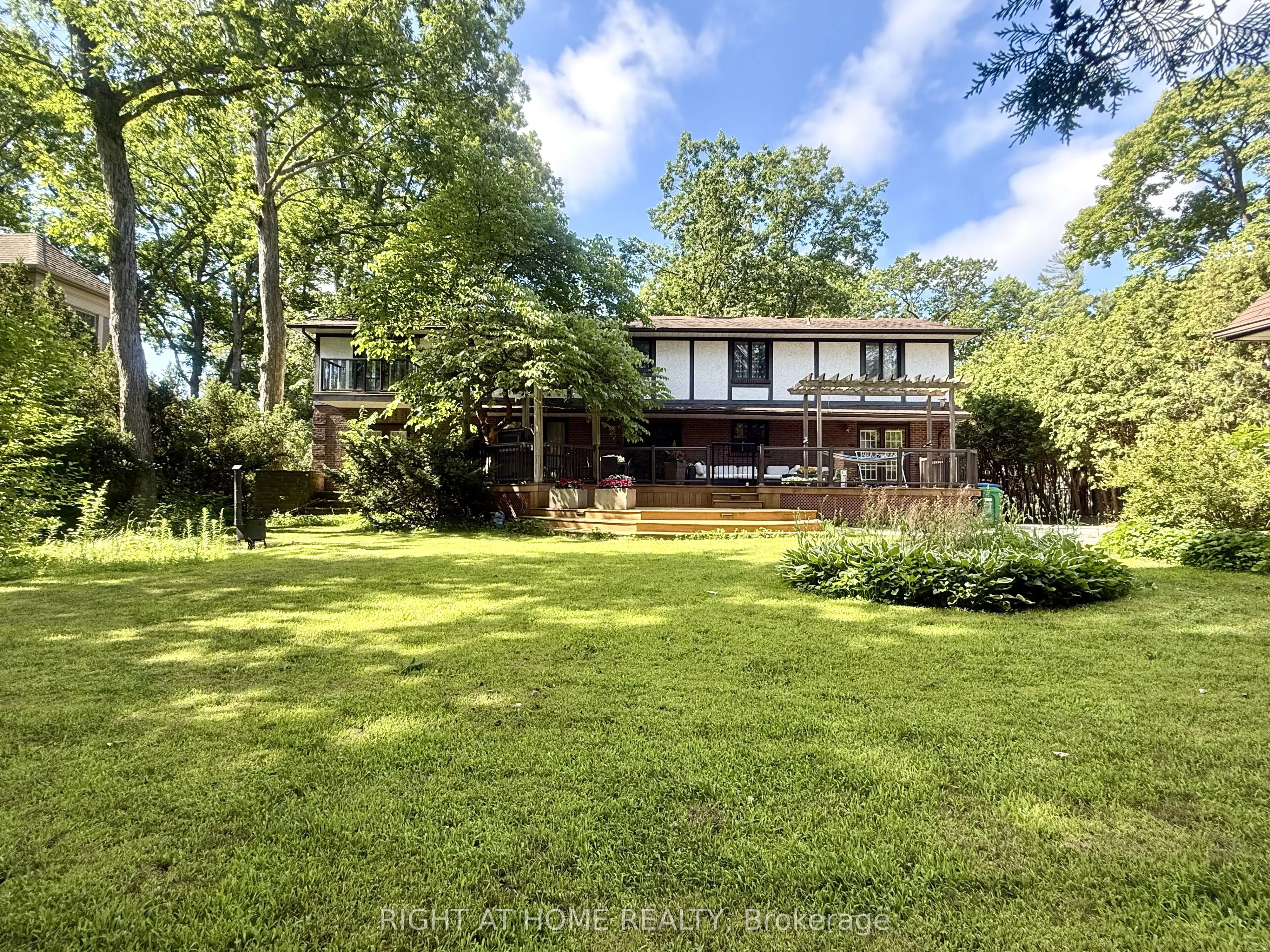 2123 Gordon Drive