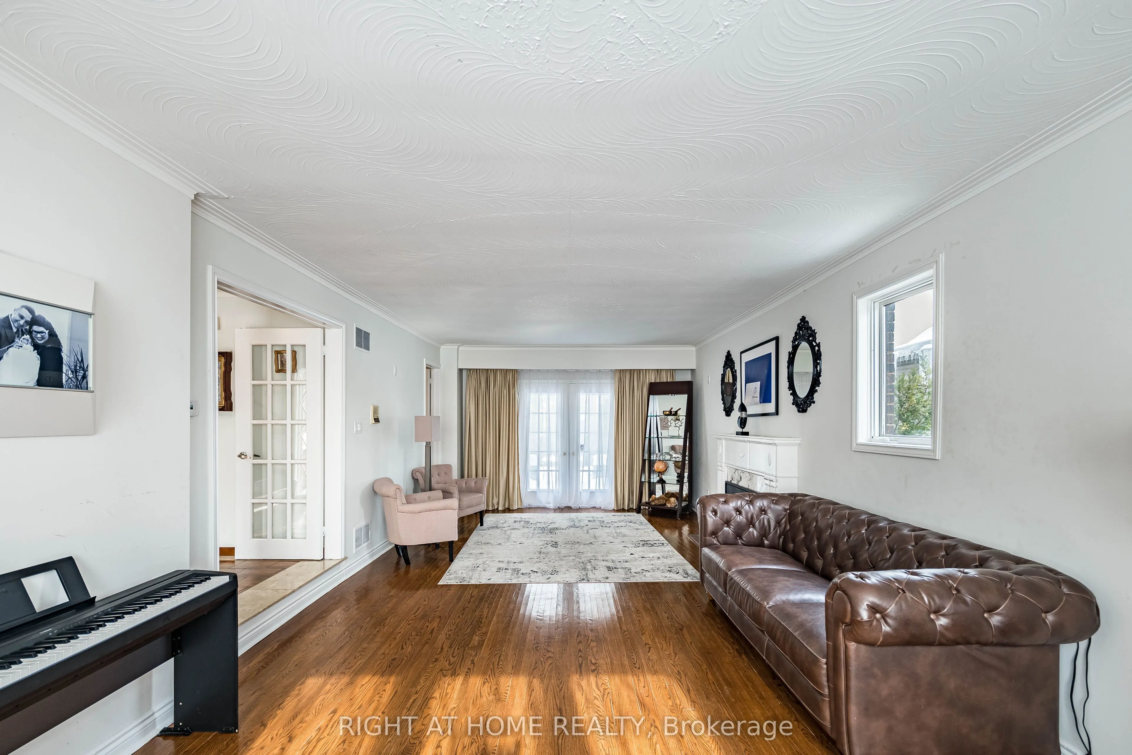 2123 Gordon Drive