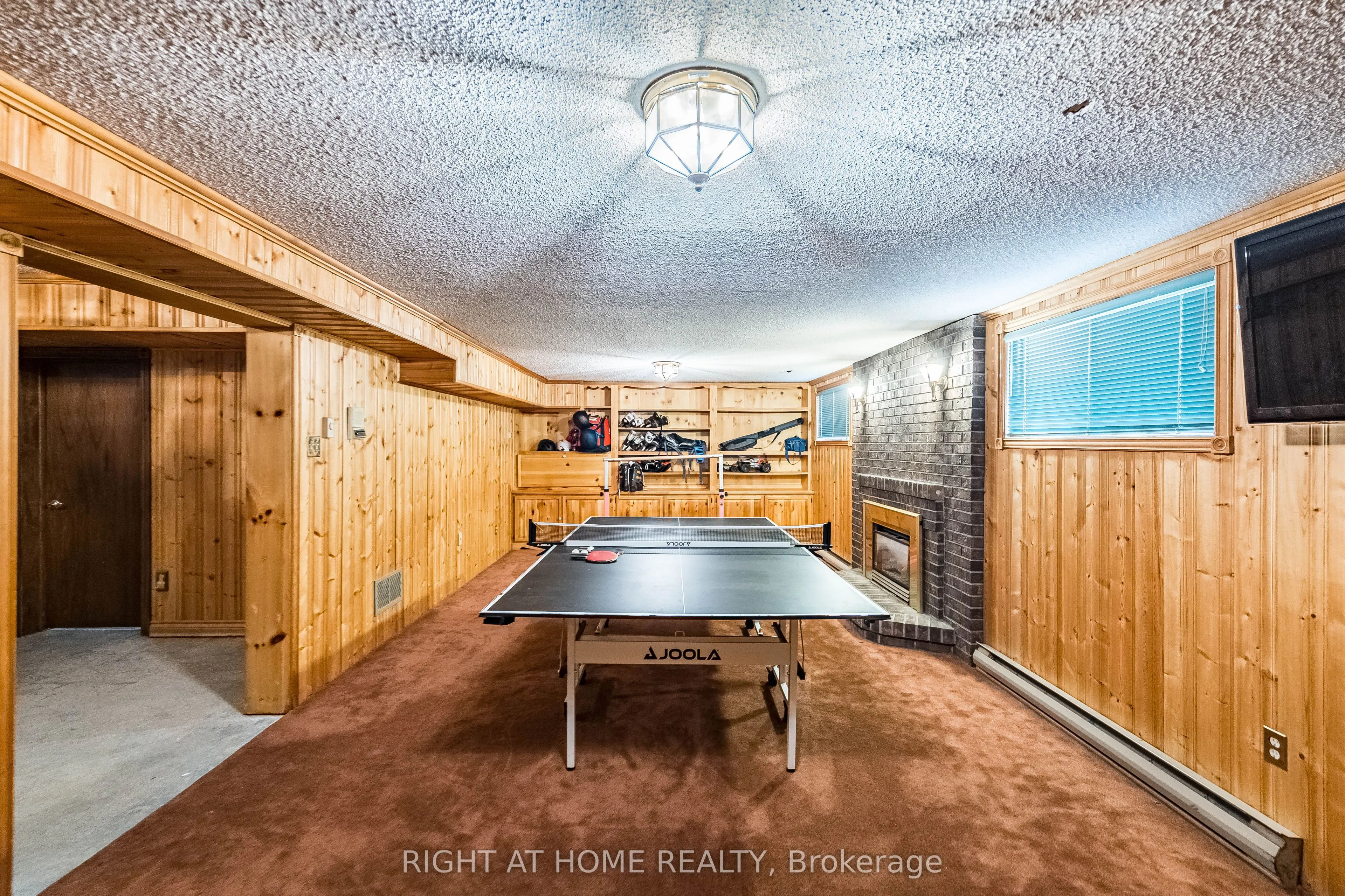2123 Gordon Drive