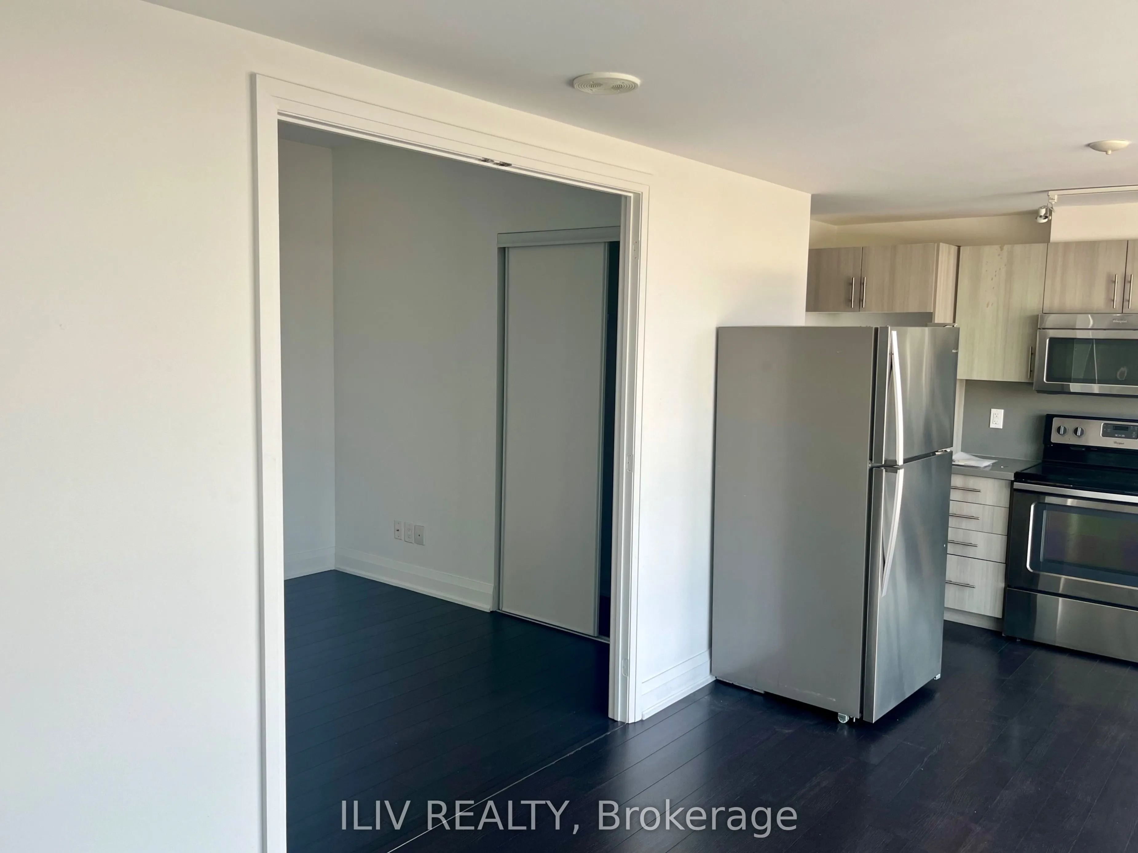 16 McAdam Avenue #605