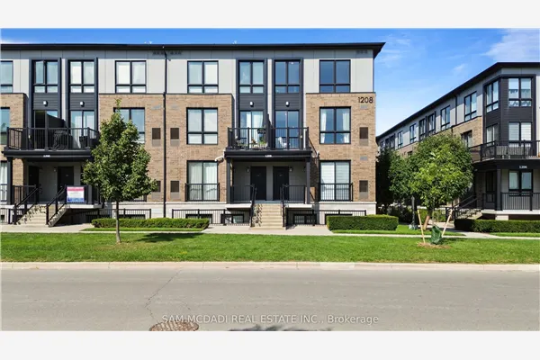 1208 Main Street E