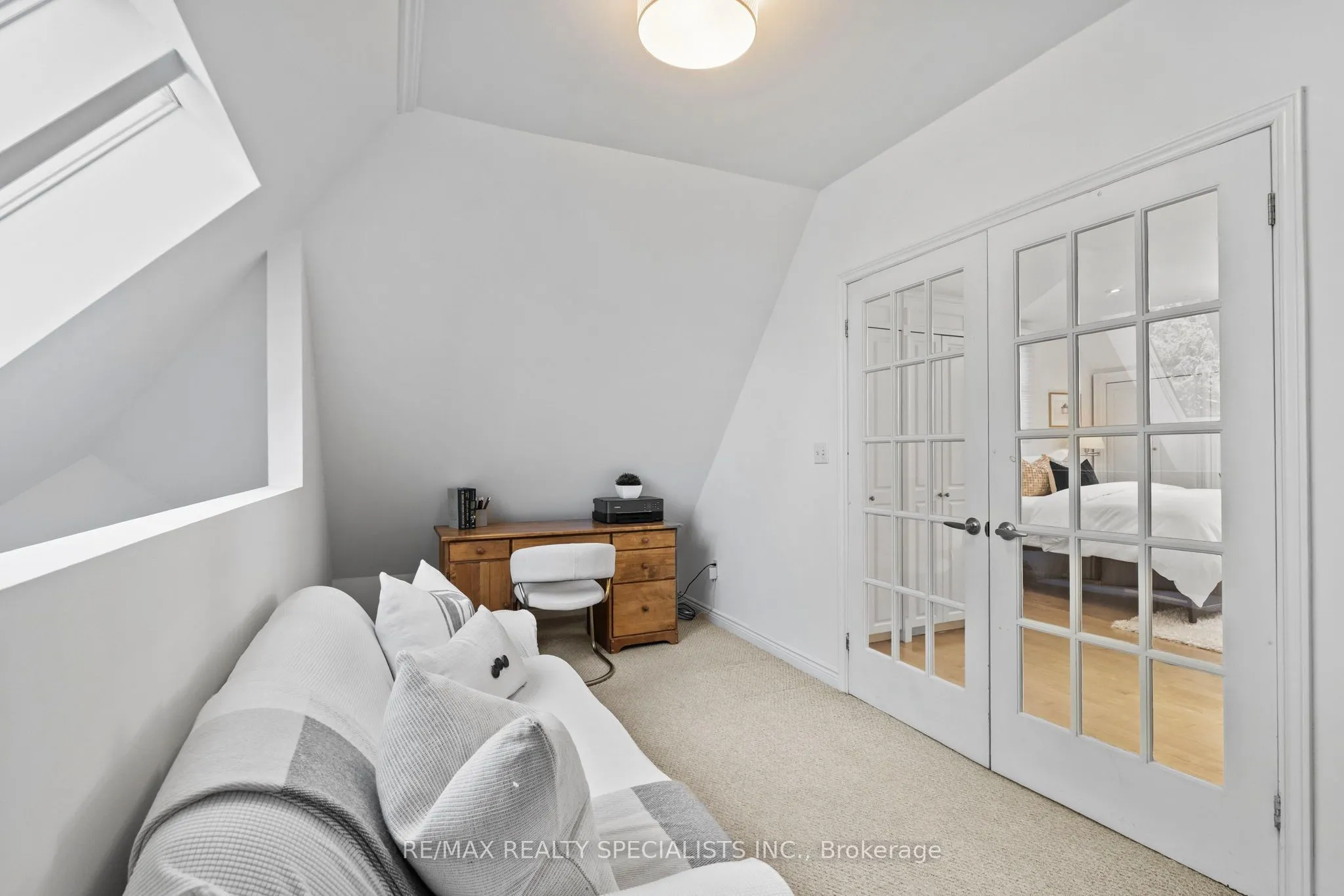 78 Meadowbank Road