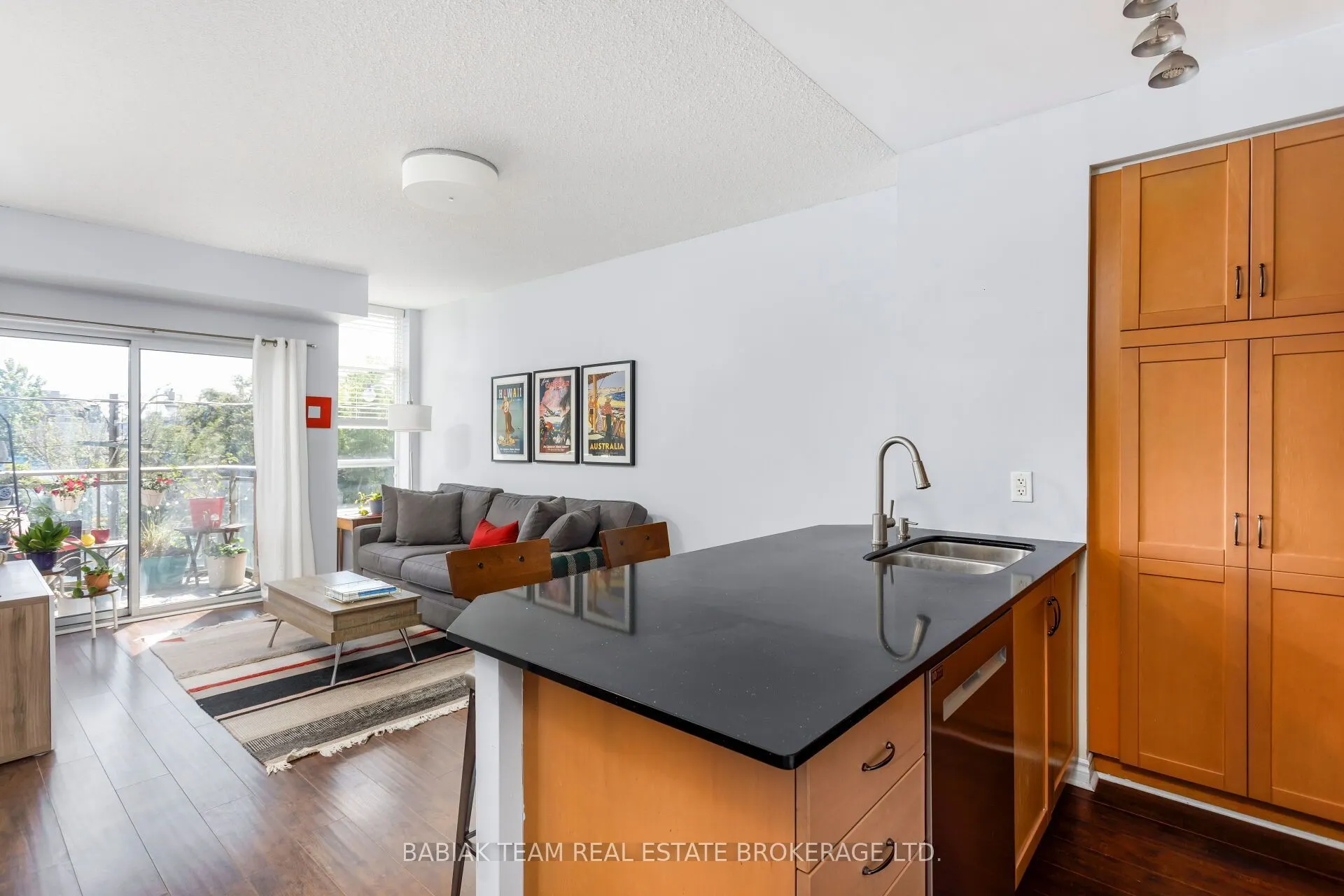 2495 Dundas Street West Street #307