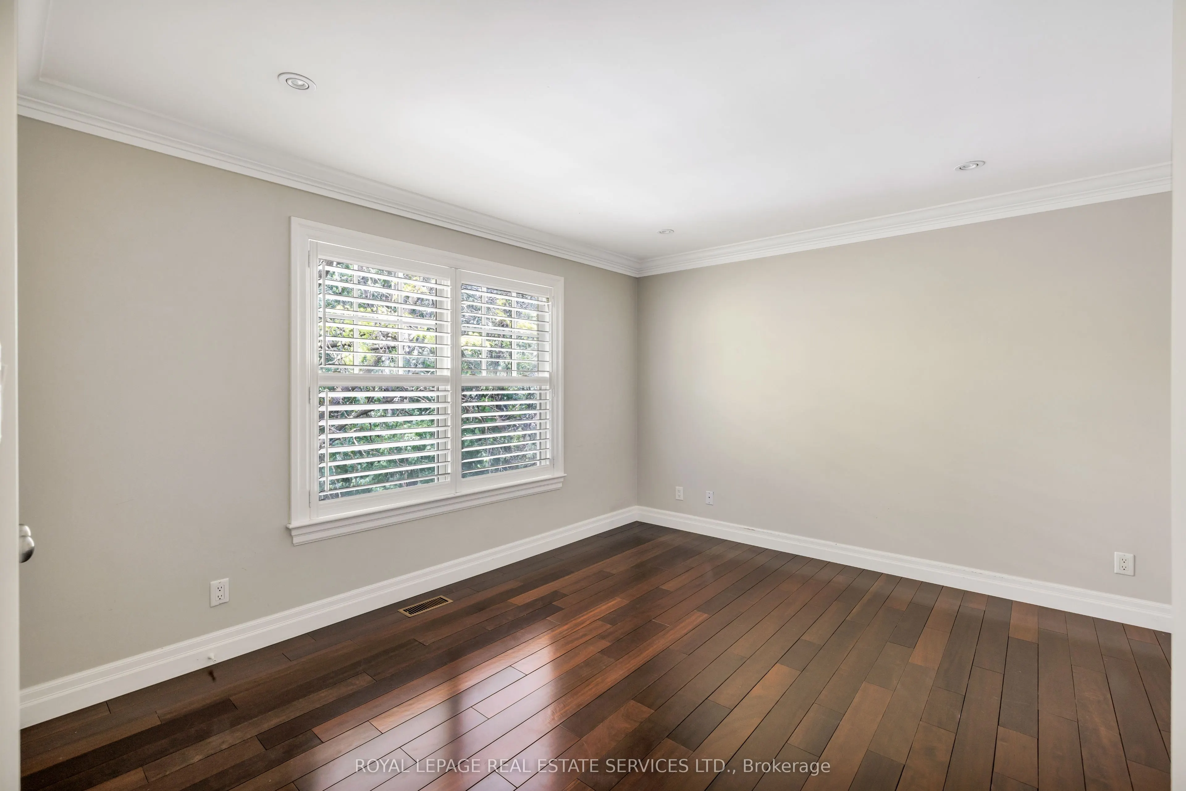 1387 Willowdown Road