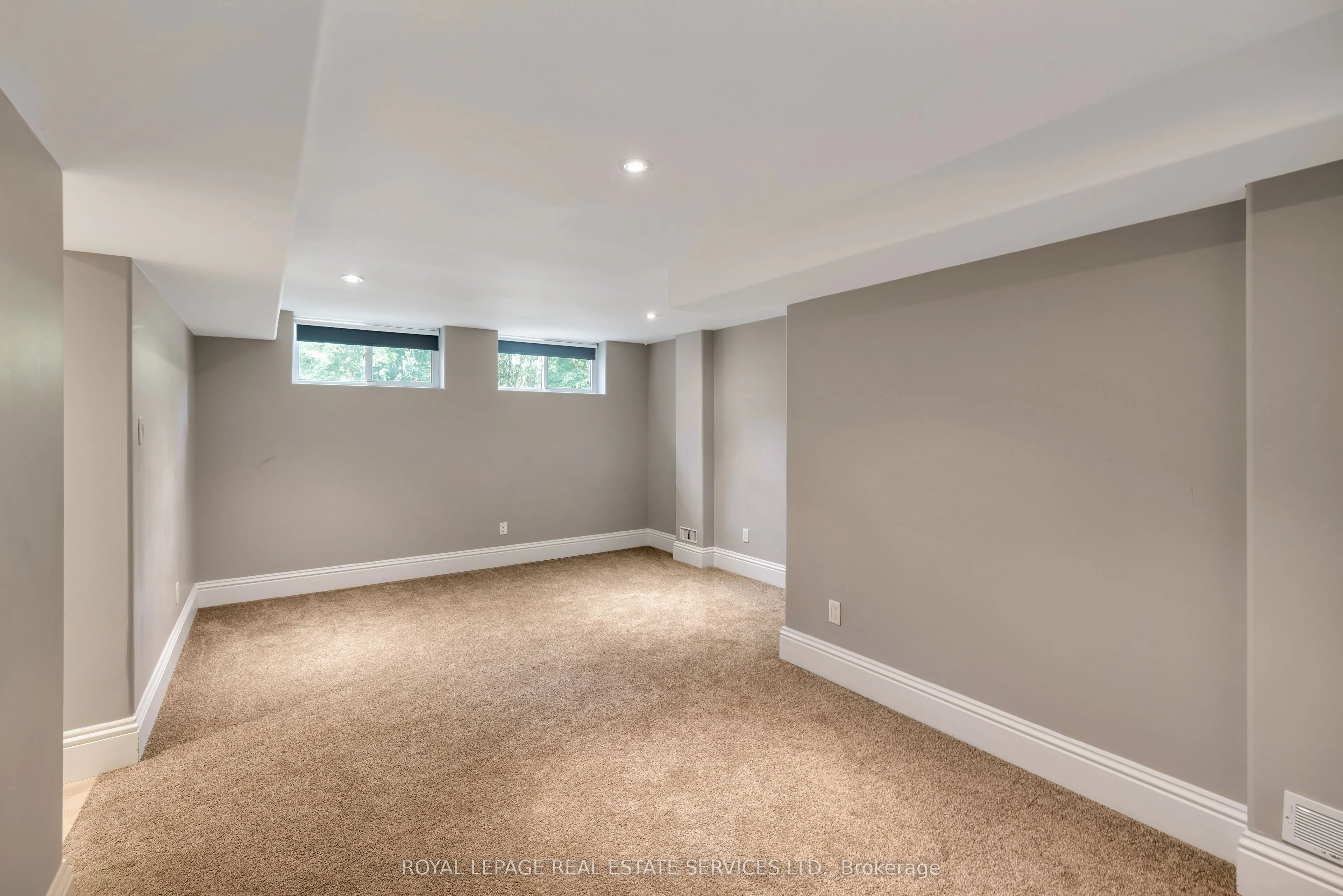 1387 Willowdown Road