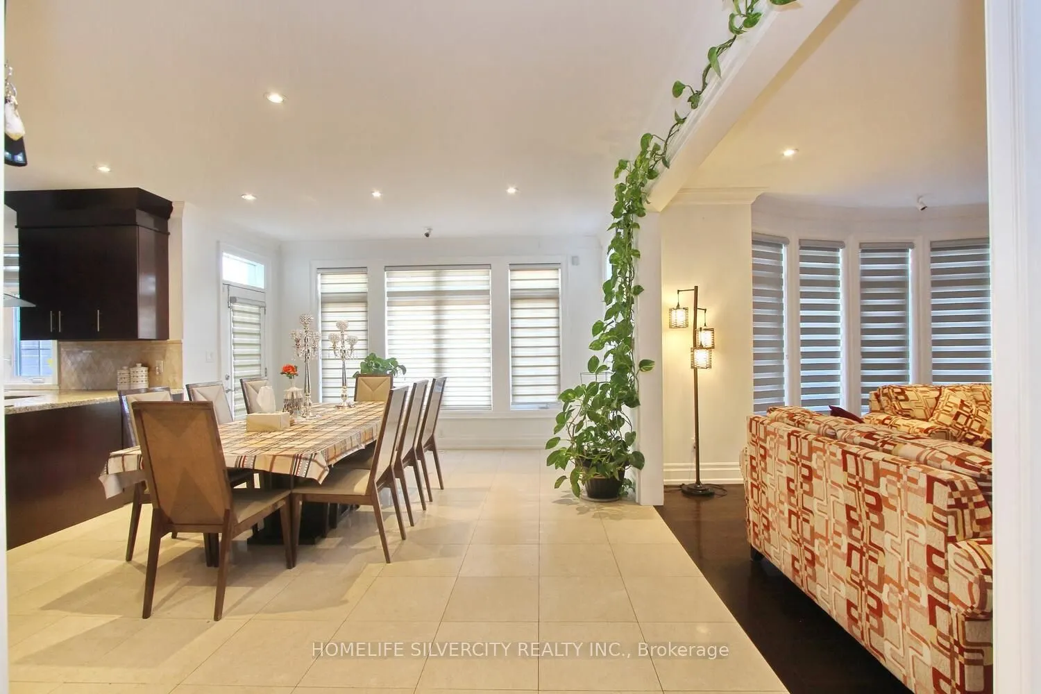 4 Byng Avenue
