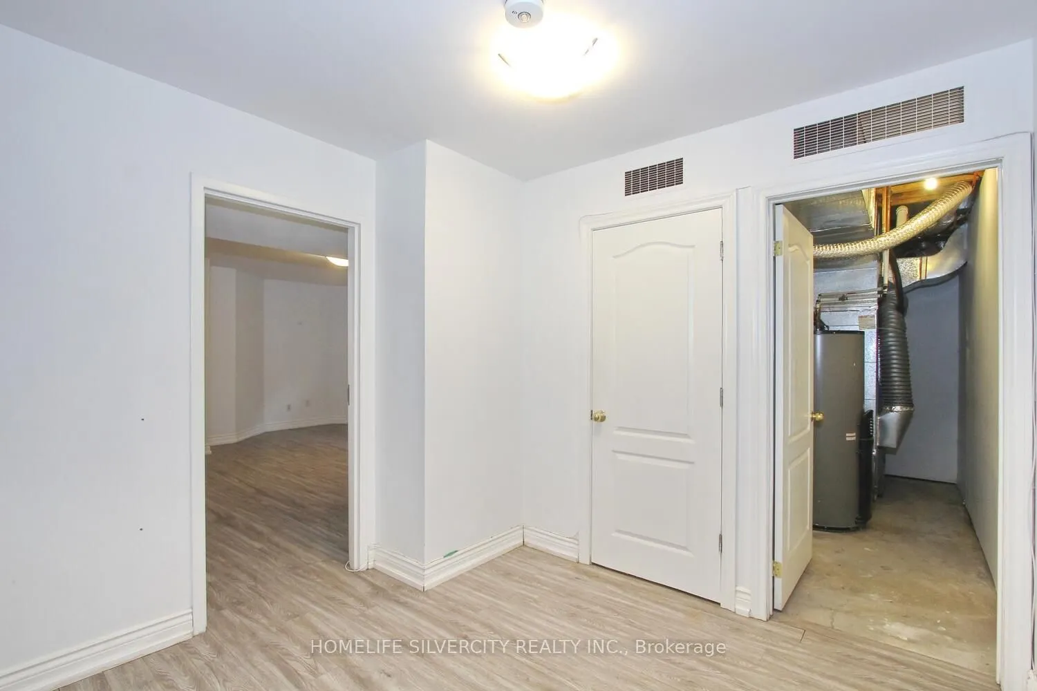 4 Byng Avenue