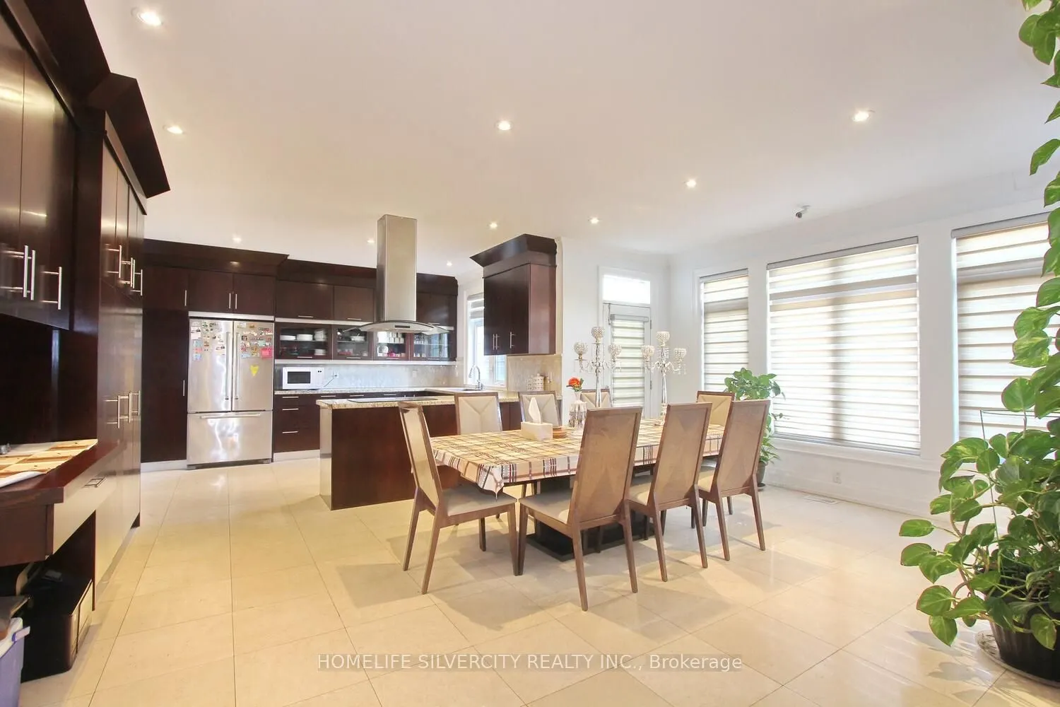 4 Byng Avenue