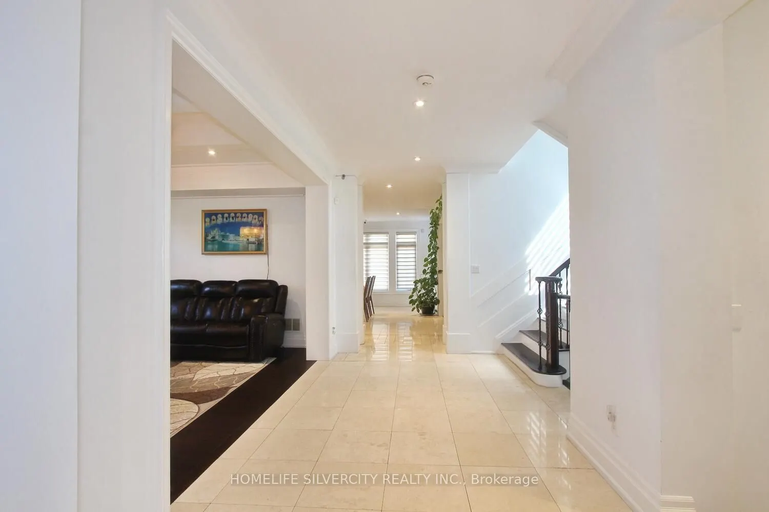 4 Byng Avenue