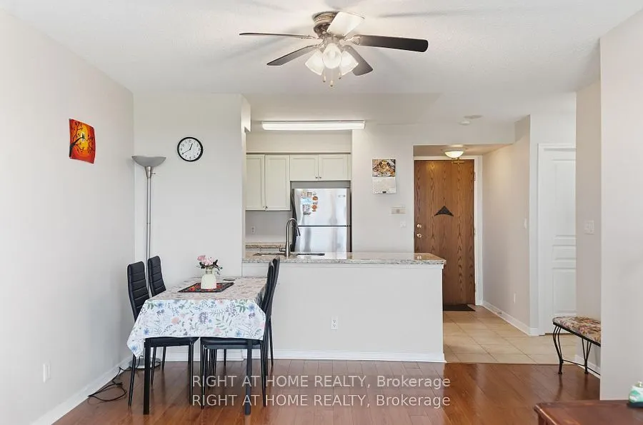 4879 KIMBERMOUNT Avenue #607