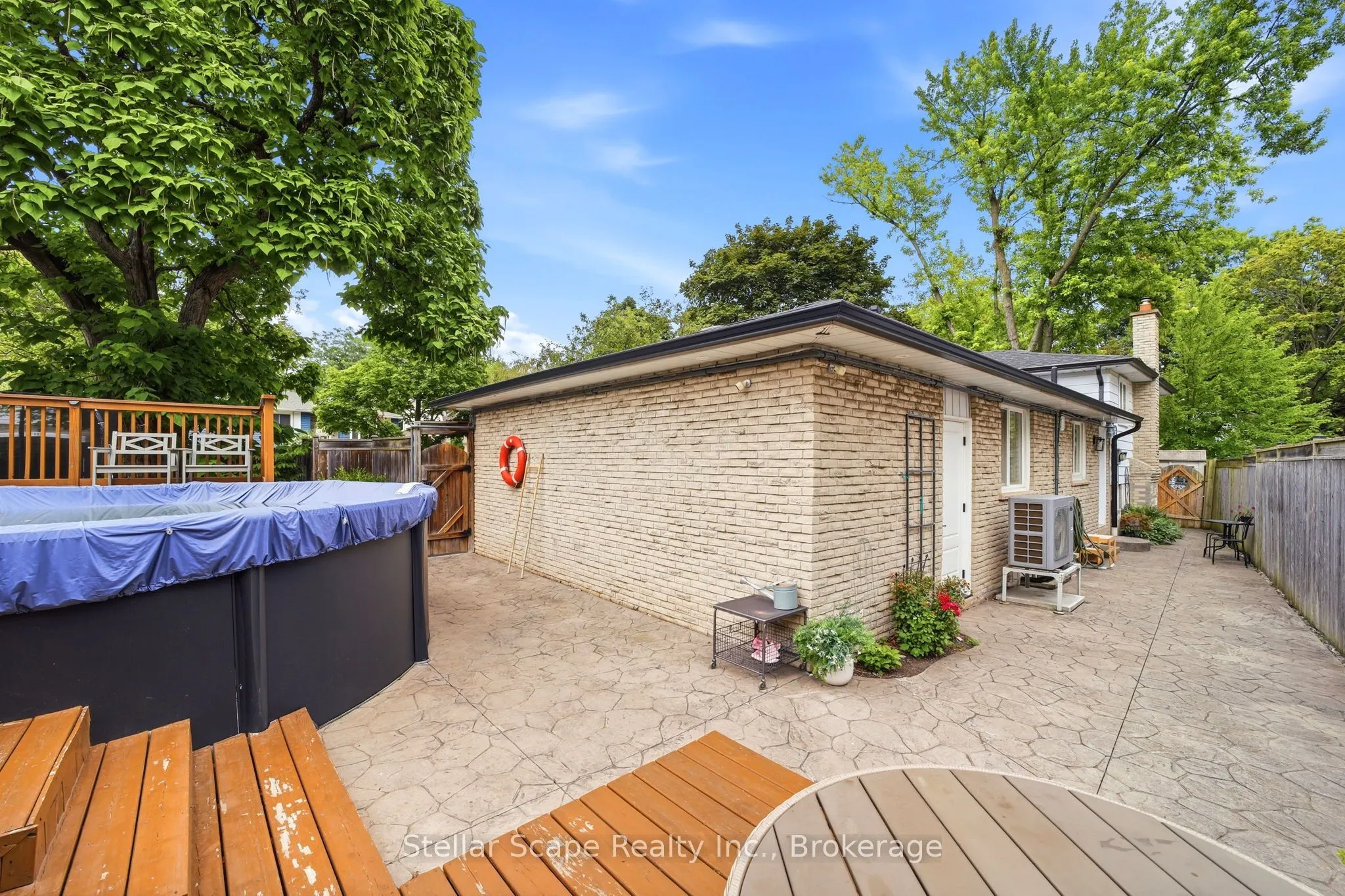 1218 Oxlow Drive