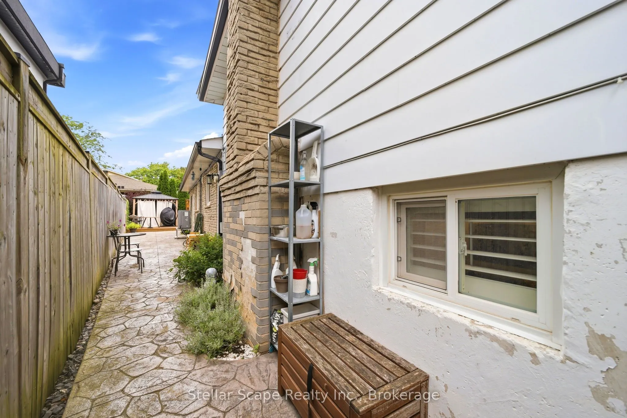 1218 Oxlow Drive