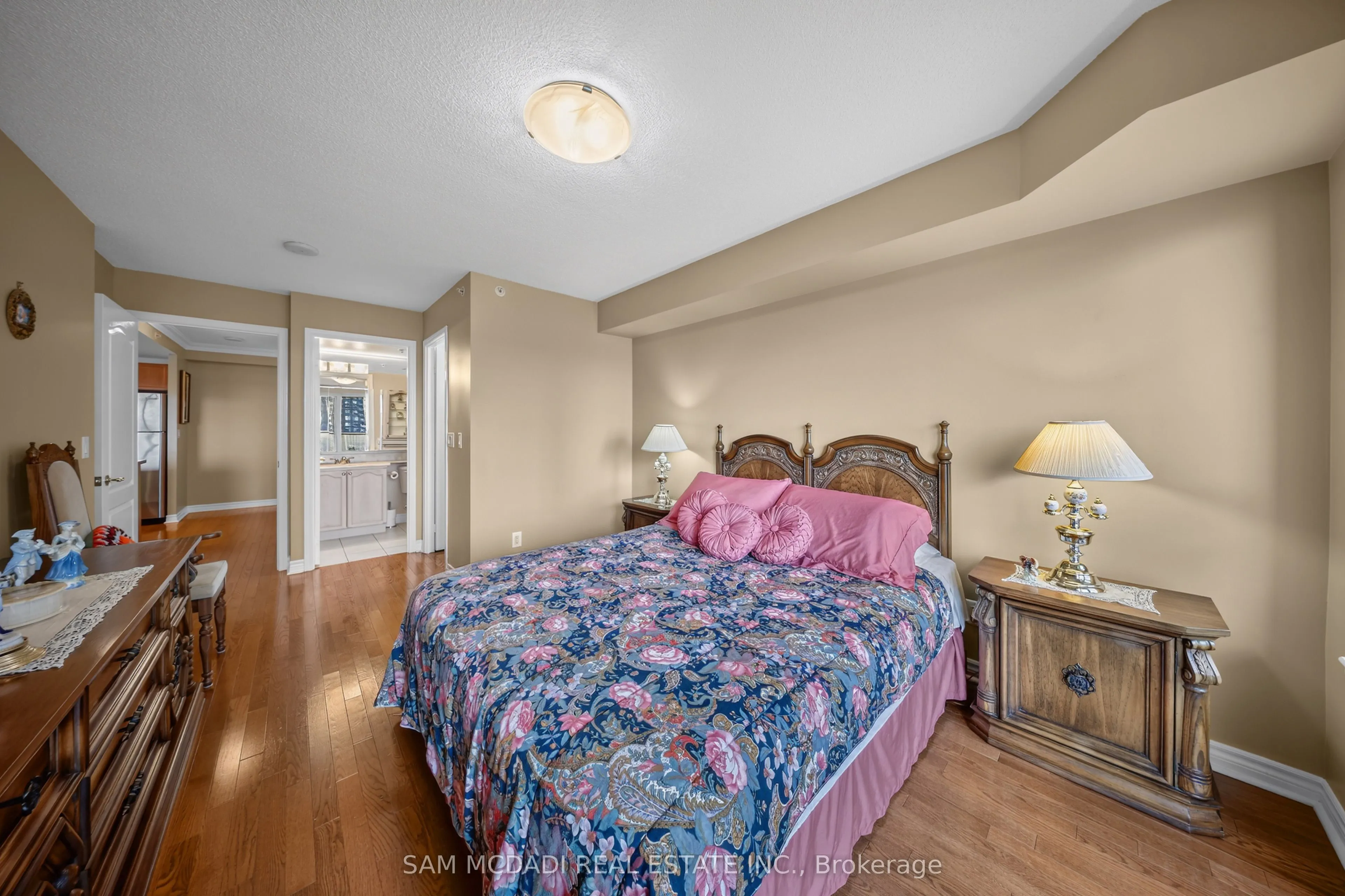 350 Princess Royal Drive #1107