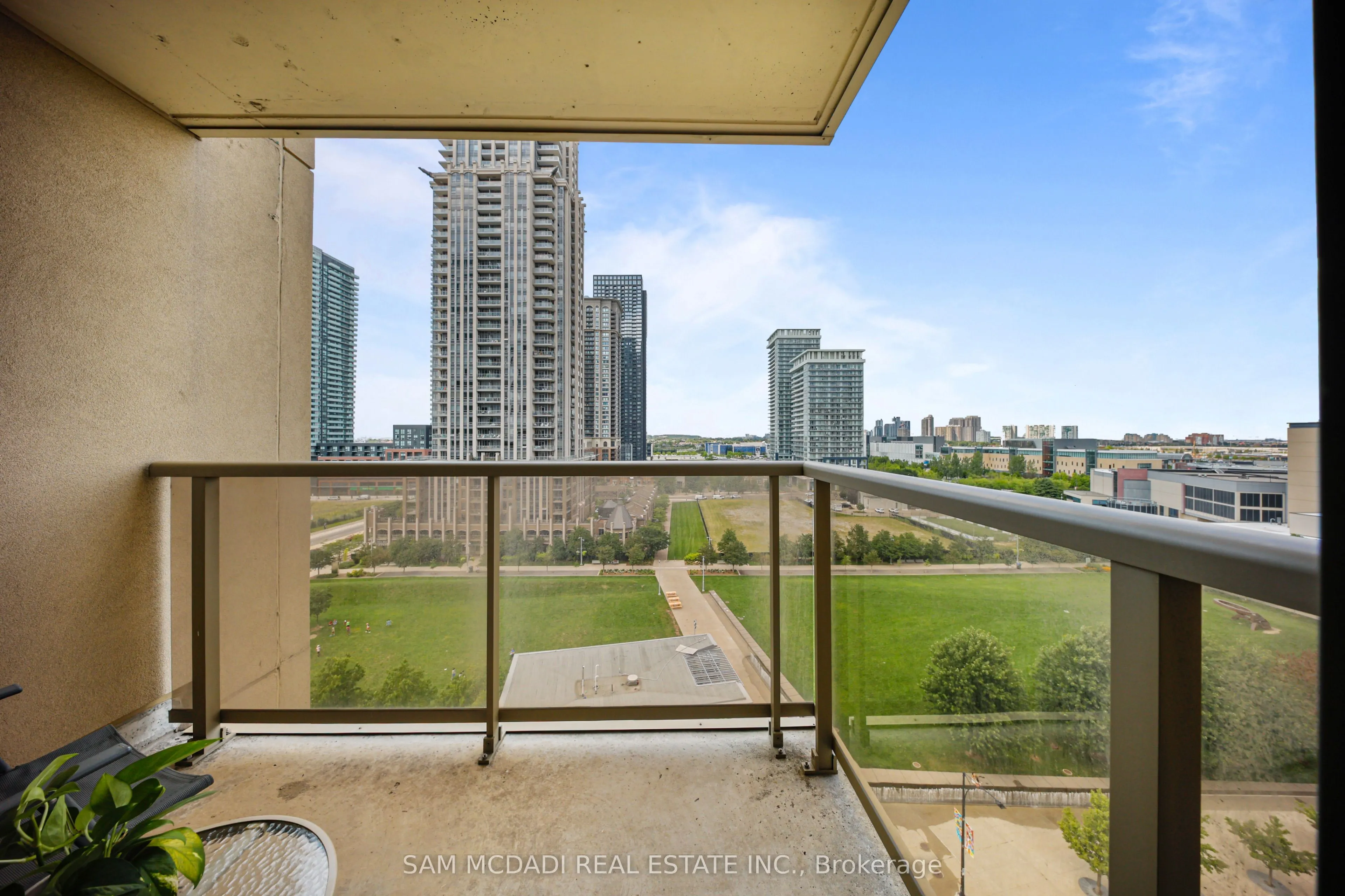 350 Princess Royal Drive #1107