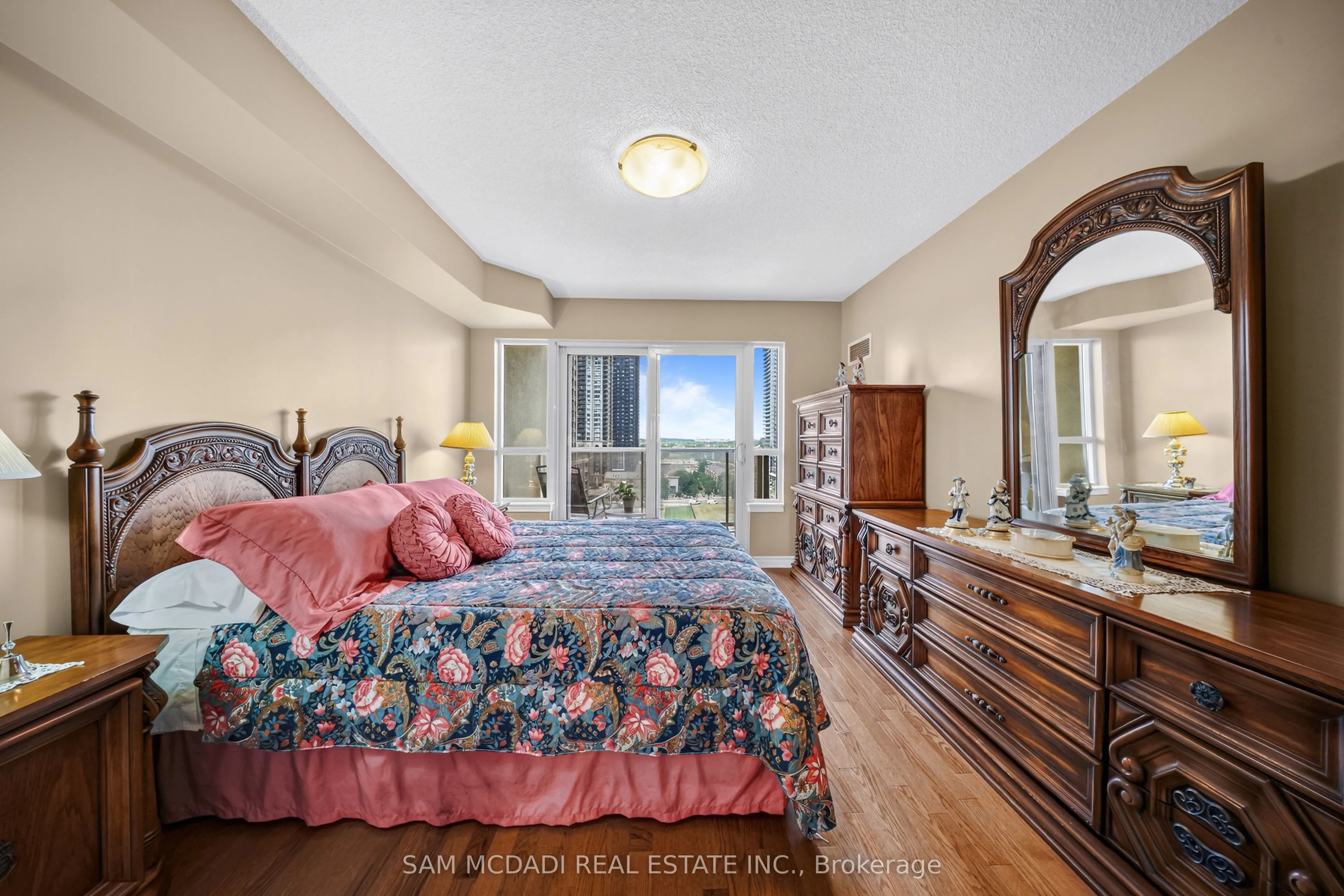 350 Princess Royal Drive #1107