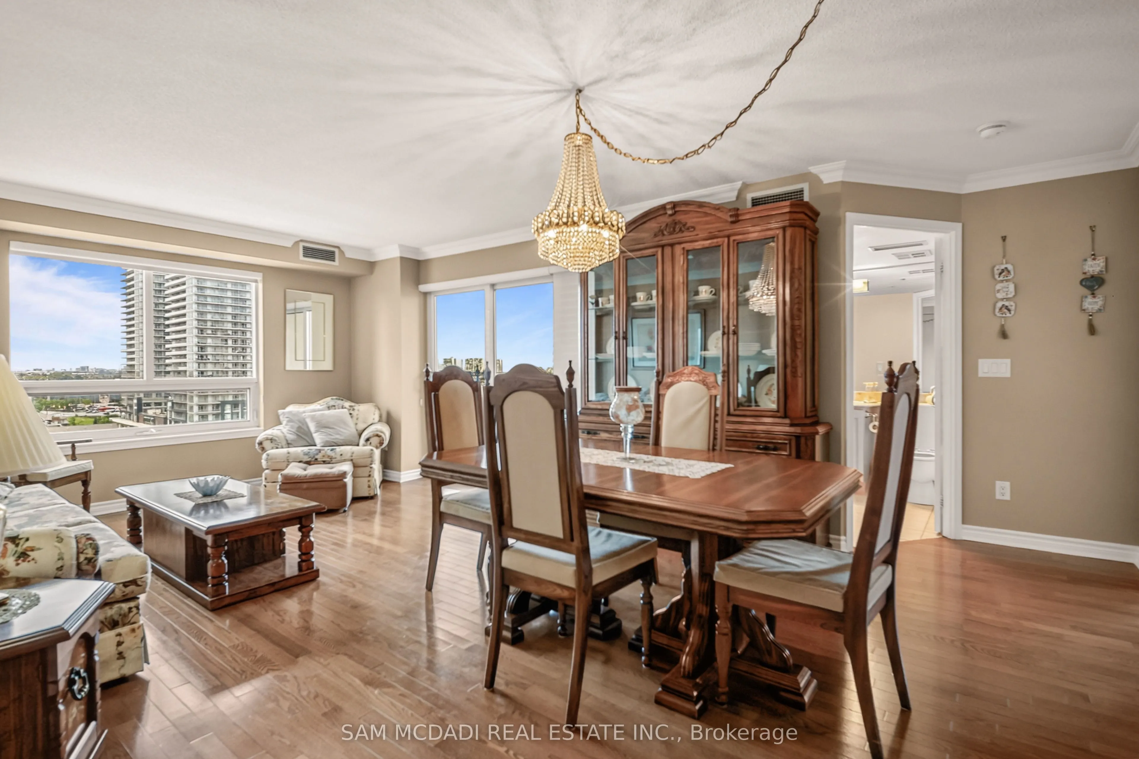 350 Princess Royal Drive #1107