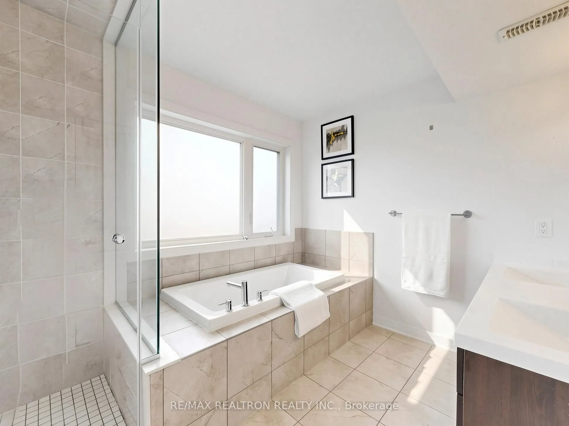 65 Thomas Mullholand Drive #6
