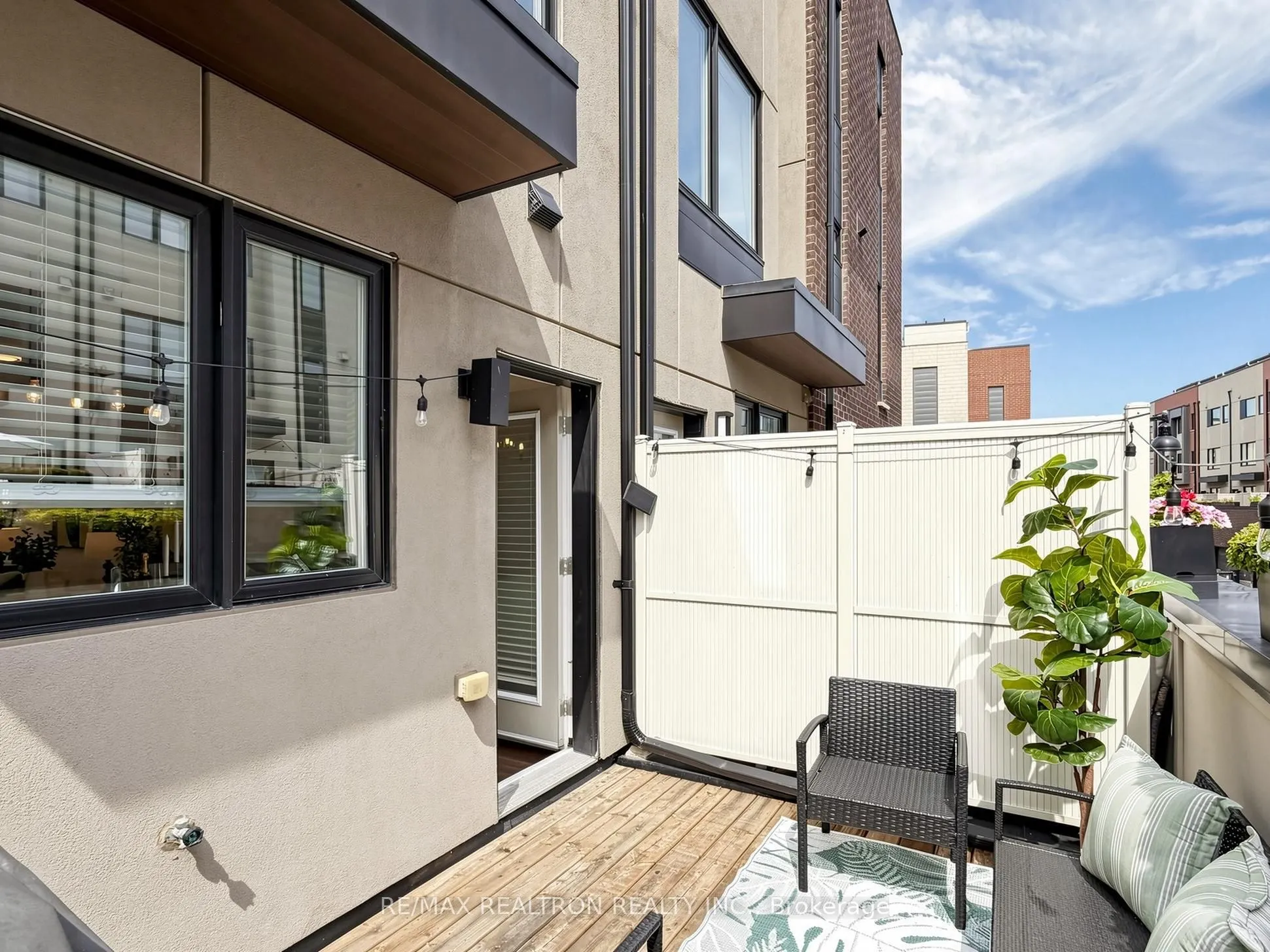 65 Thomas Mullholand Drive #6