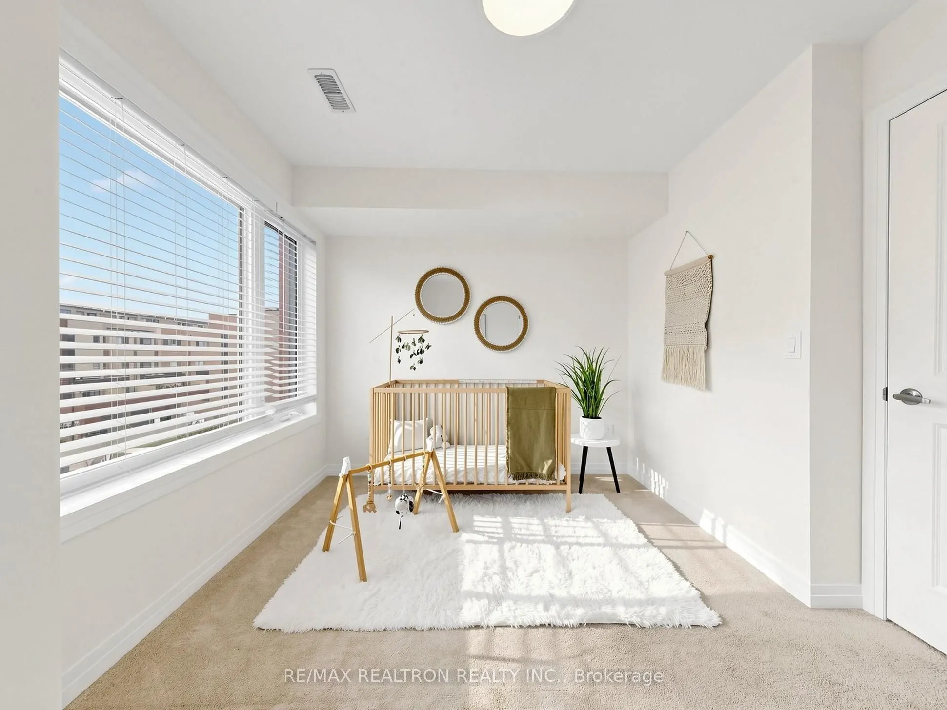 65 Thomas Mullholand Drive #6