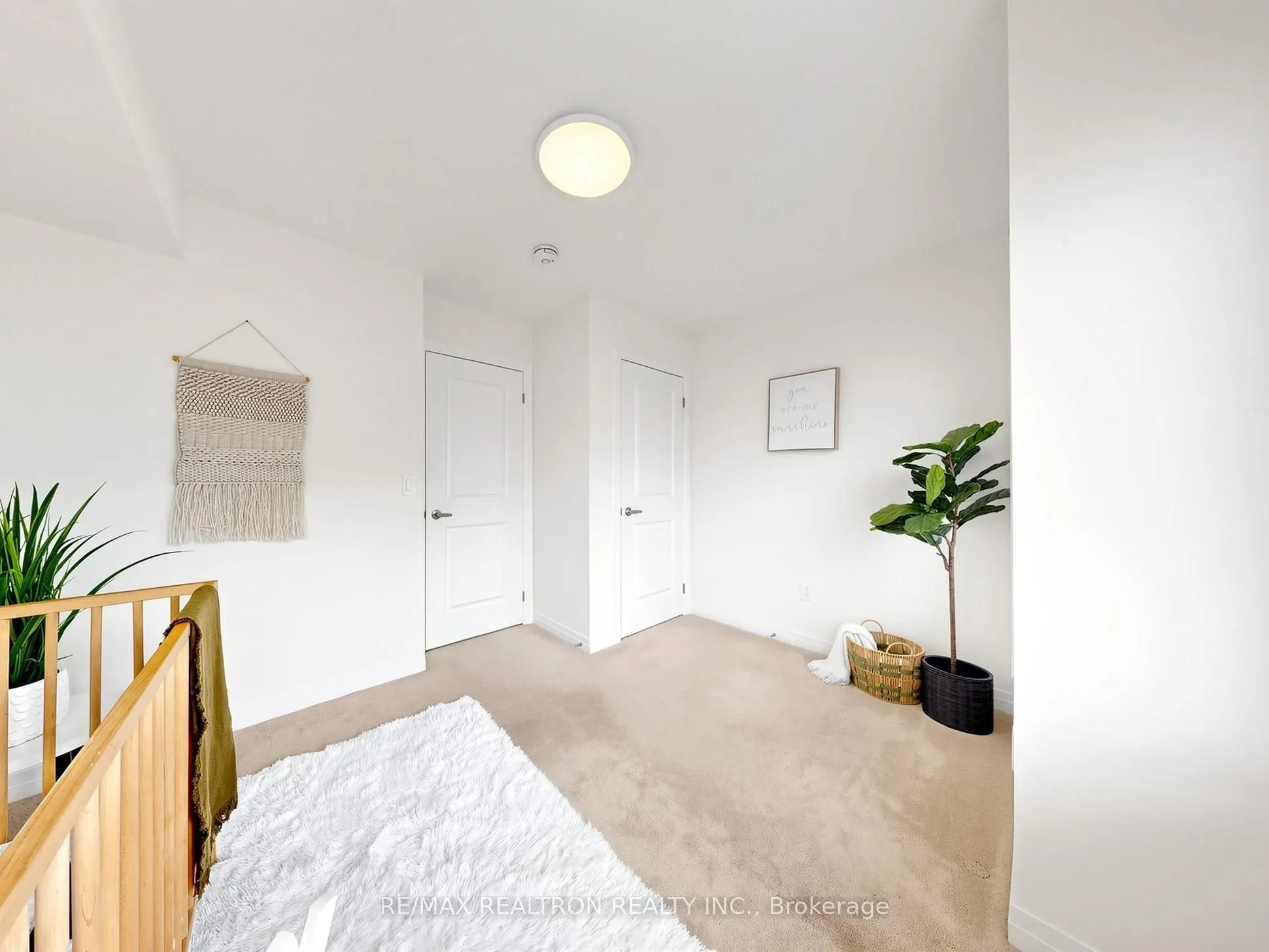 65 Thomas Mullholand Drive #6
