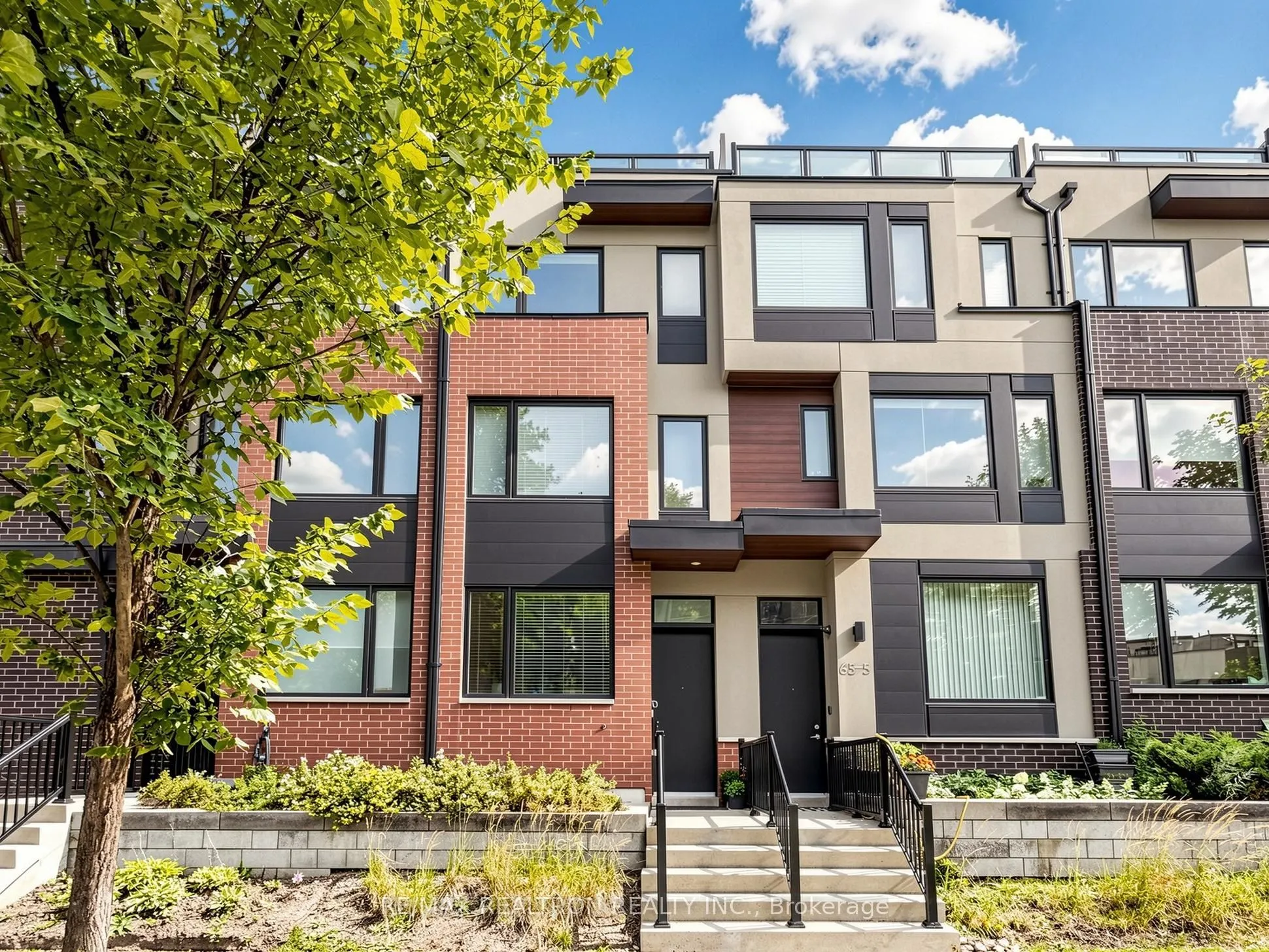 65 Thomas Mullholand Drive #6