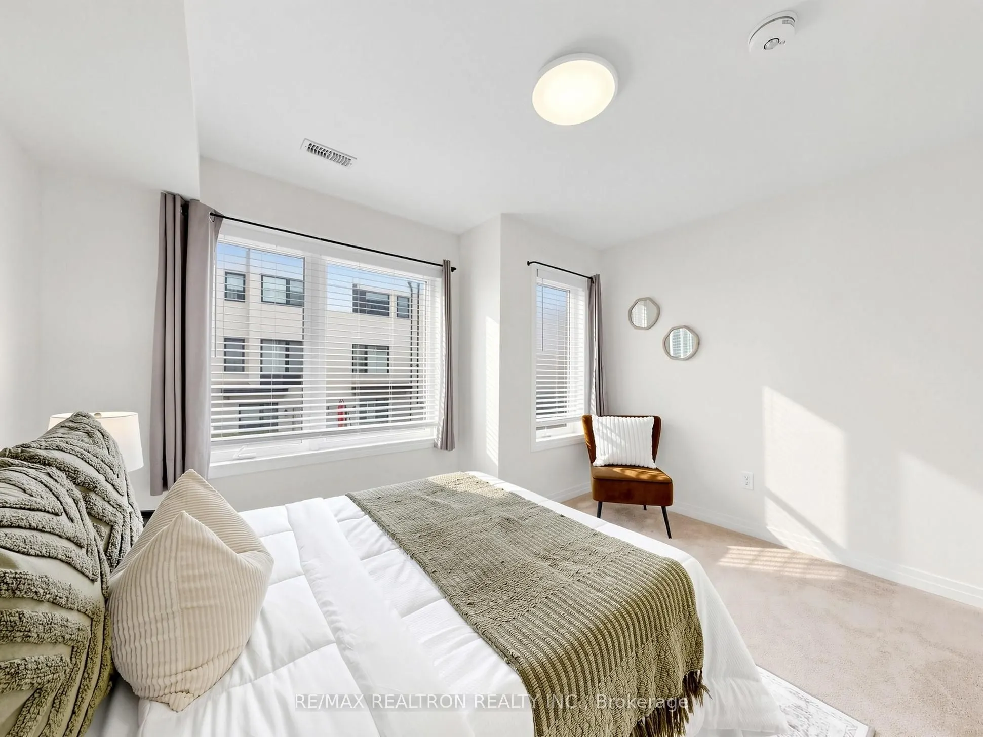 65 Thomas Mullholand Drive #6