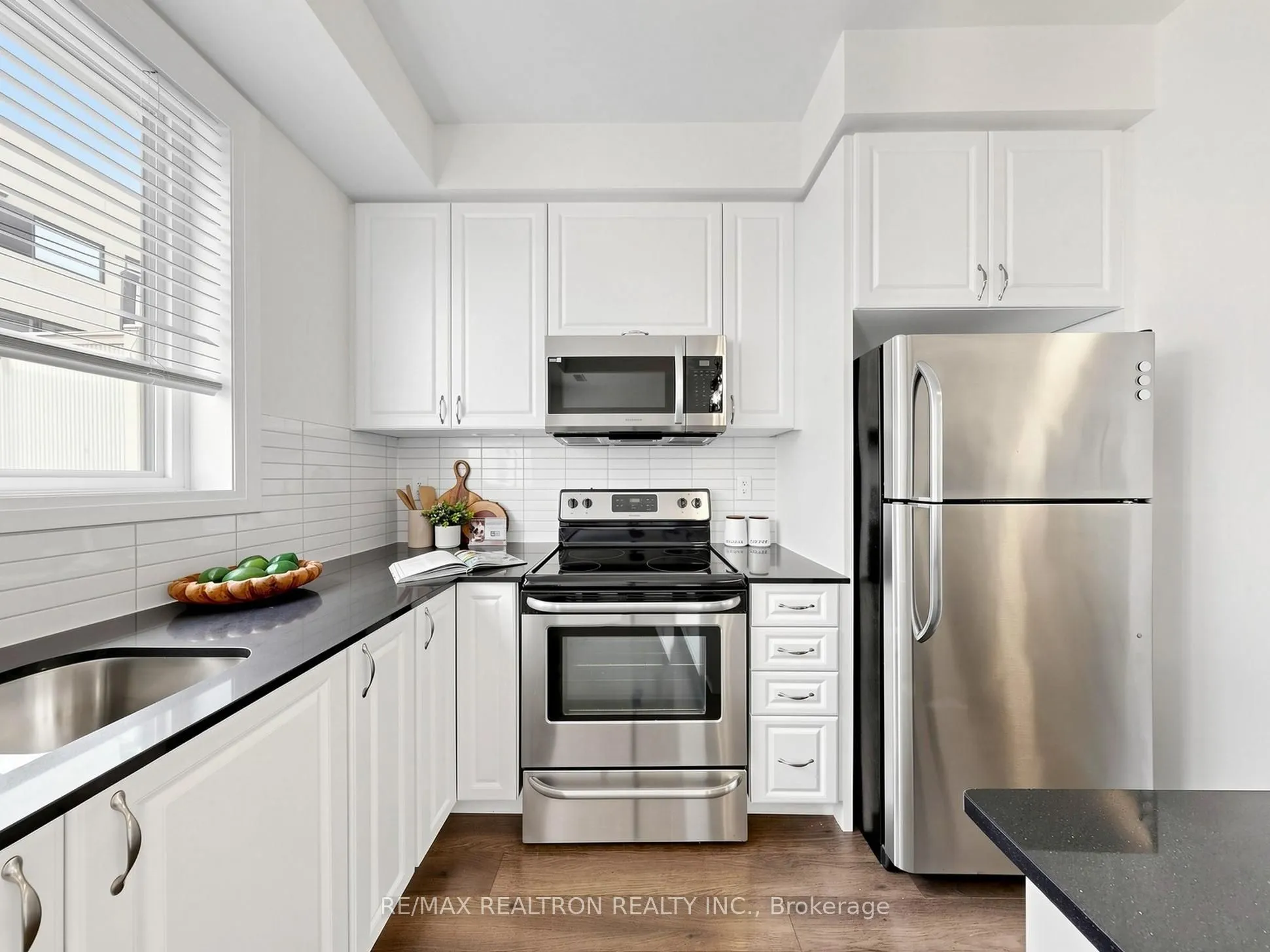 65 Thomas Mullholand Drive #6