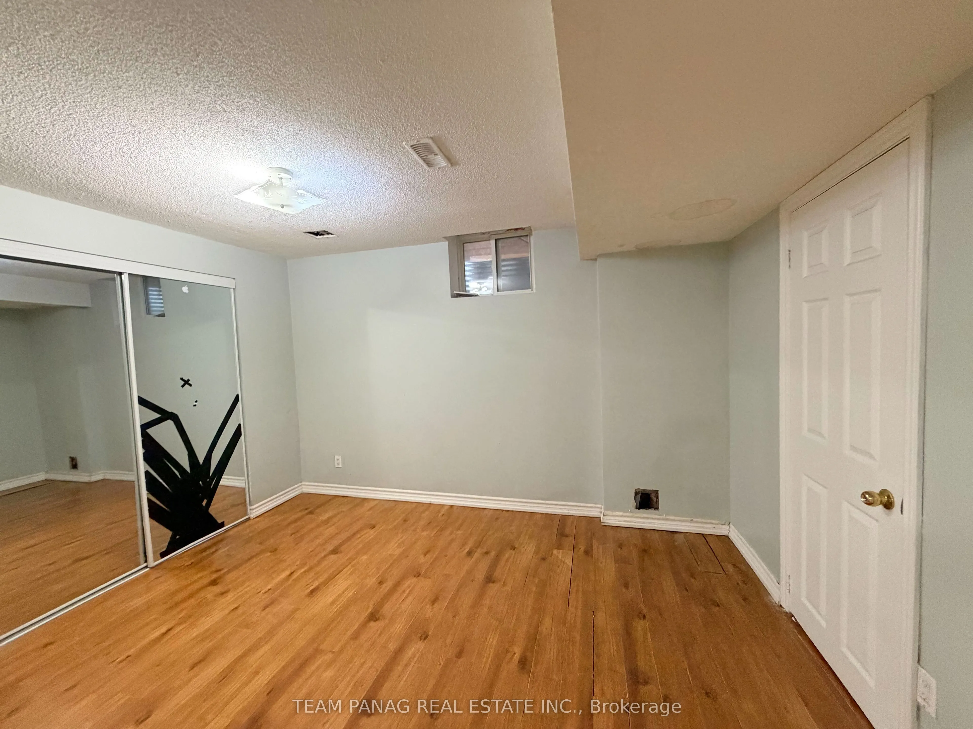 70 Princess Valley Crescent #Basement