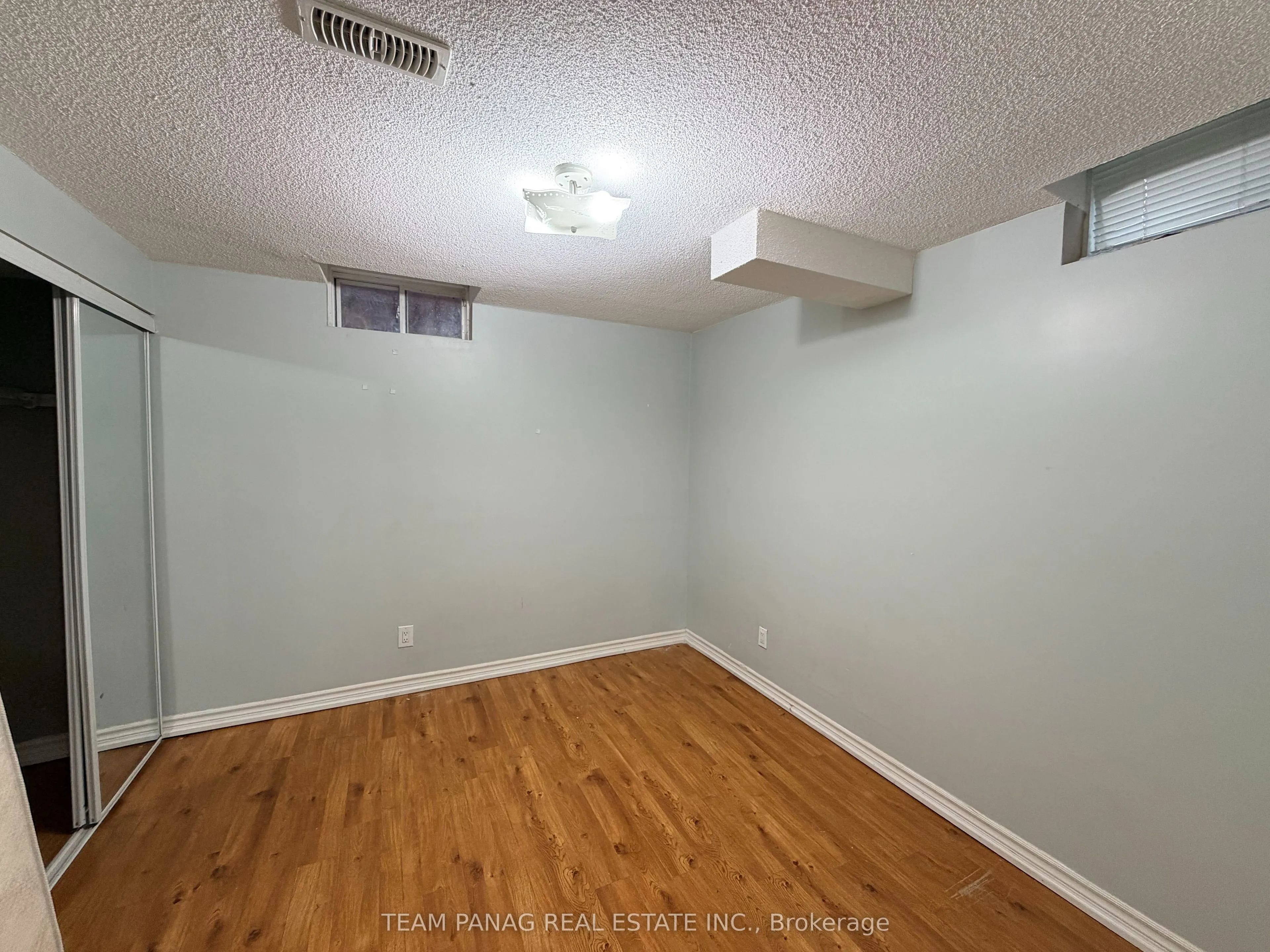 70 Princess Valley Crescent #Basement