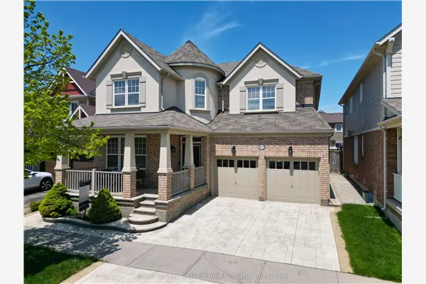 879 Etherington Way