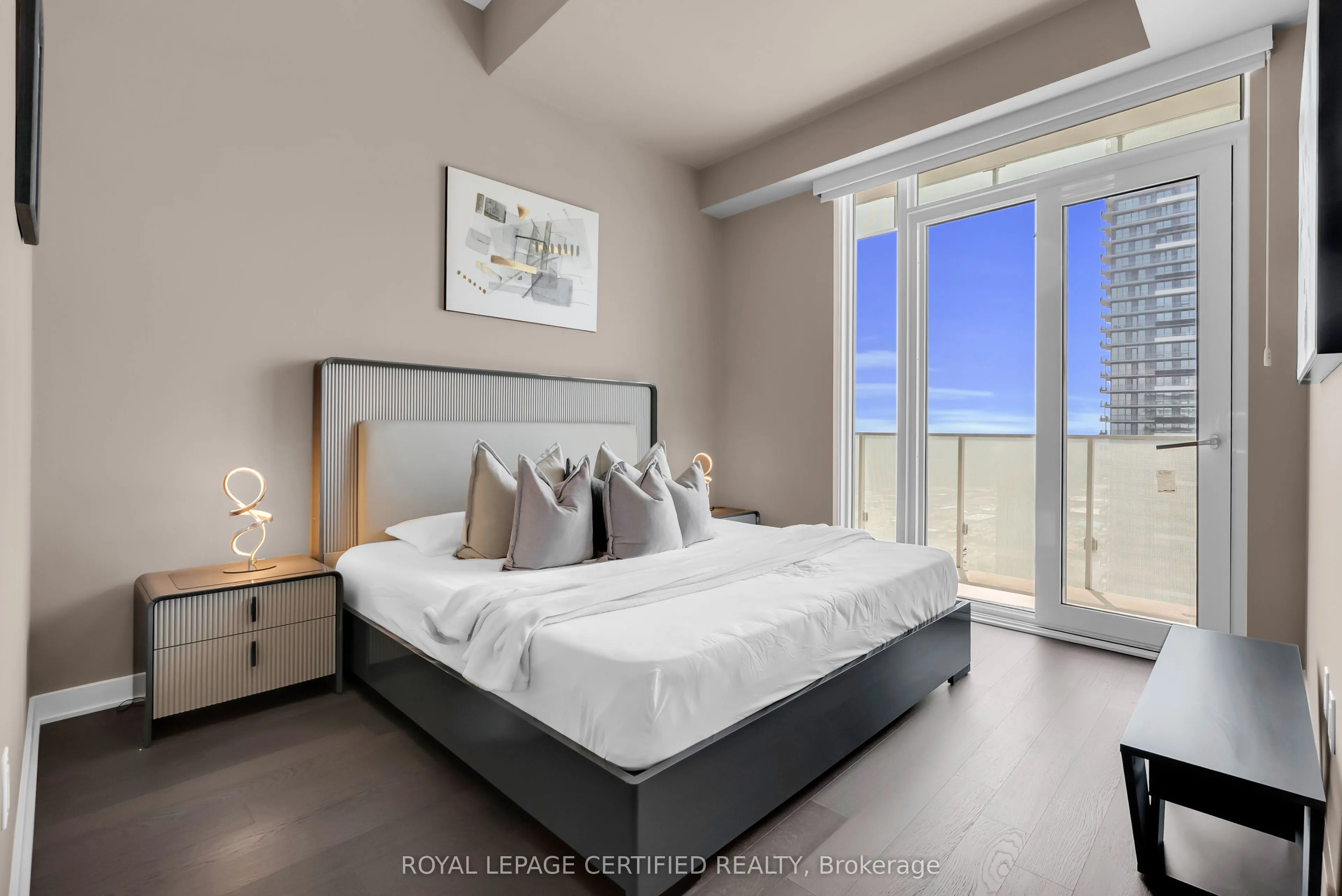 3900 Confederation Parkway #5907