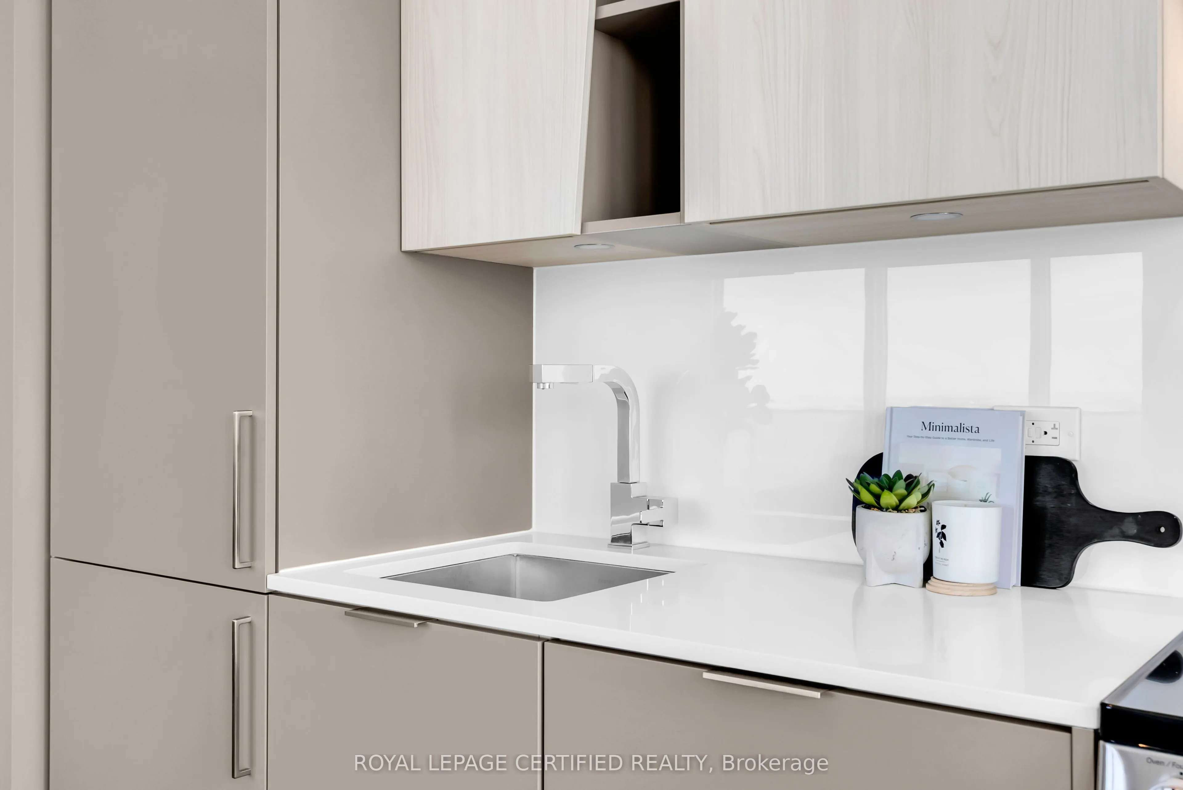 3900 Confederation Parkway #5907