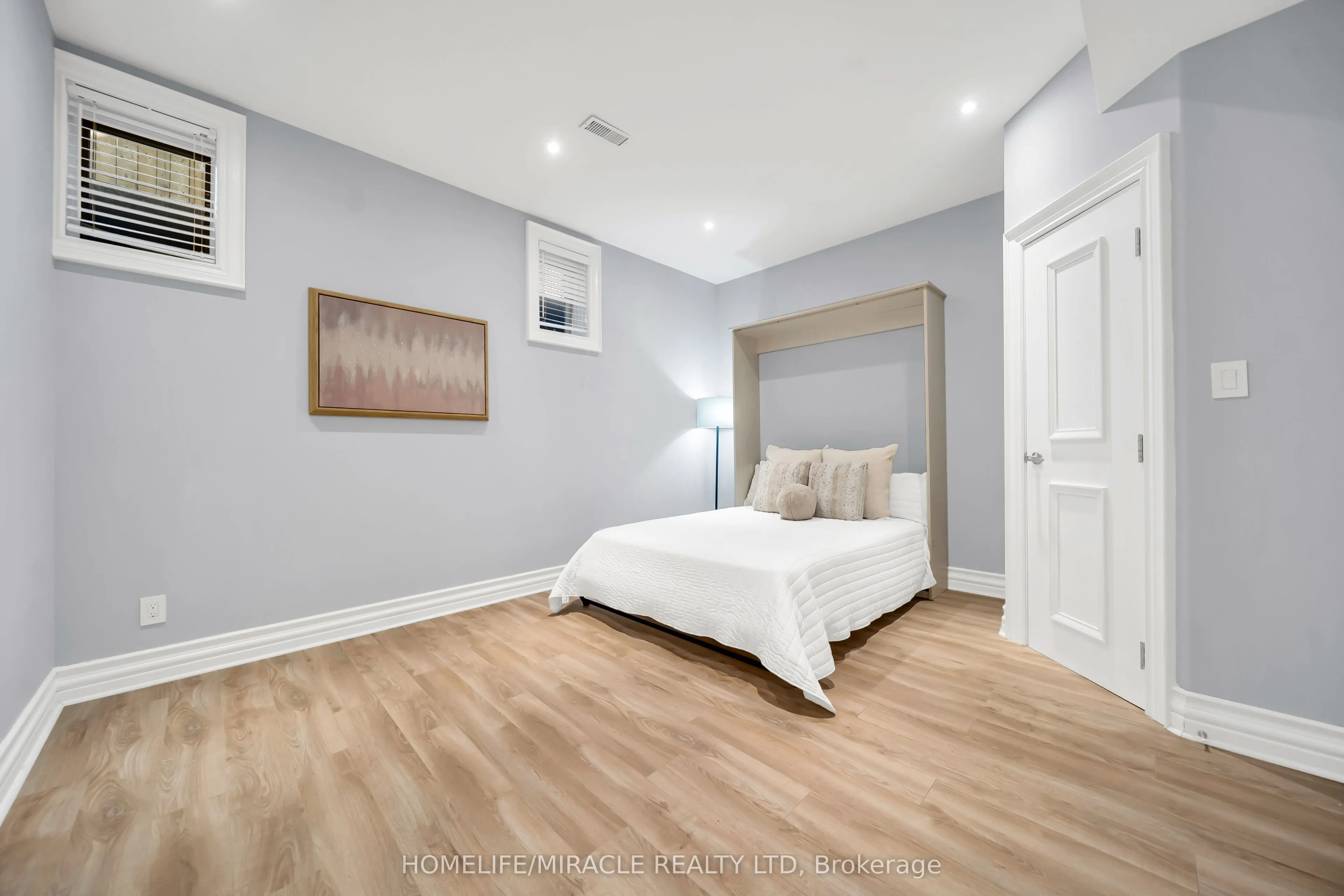 271 Oakhill Road