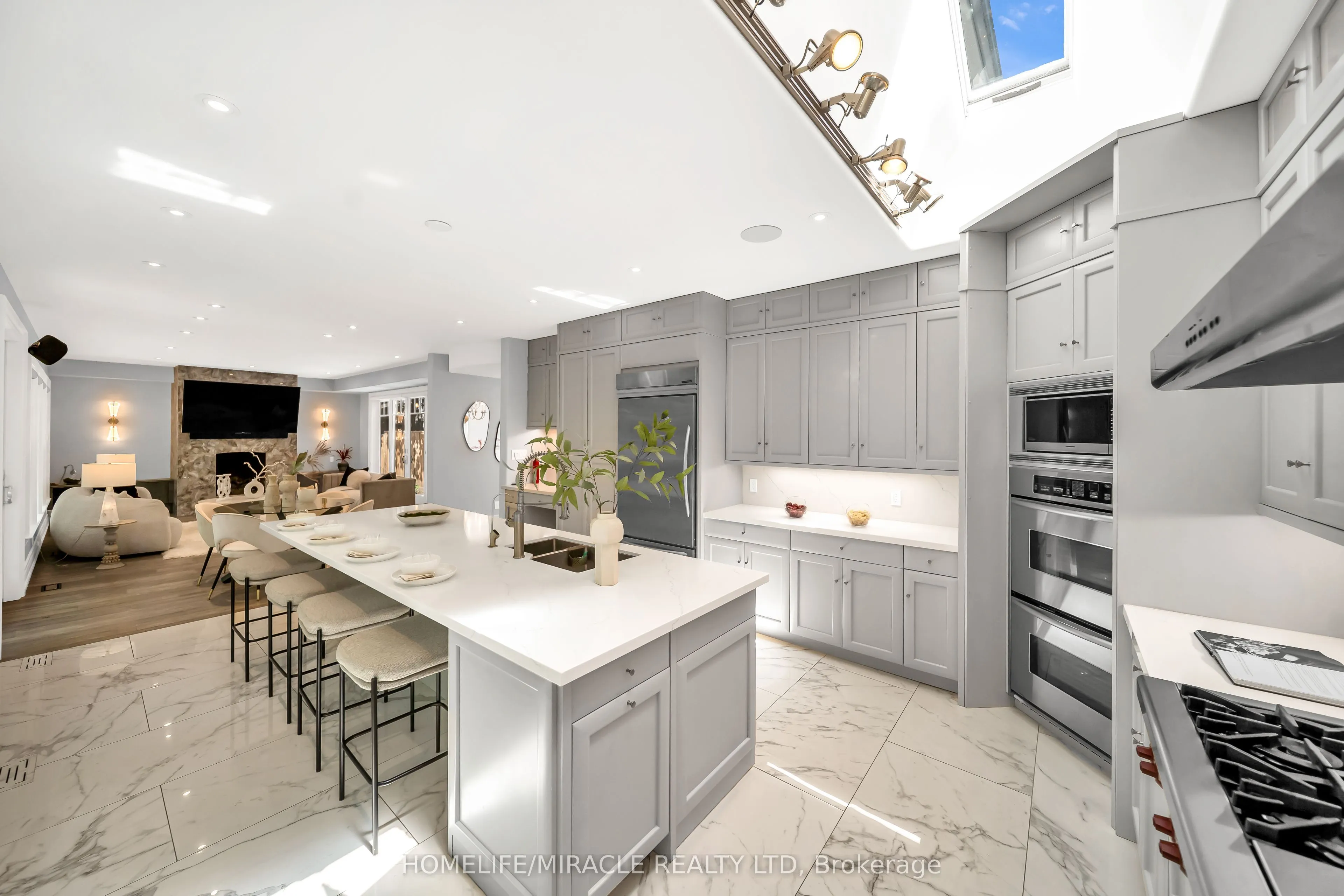 271 Oakhill Road