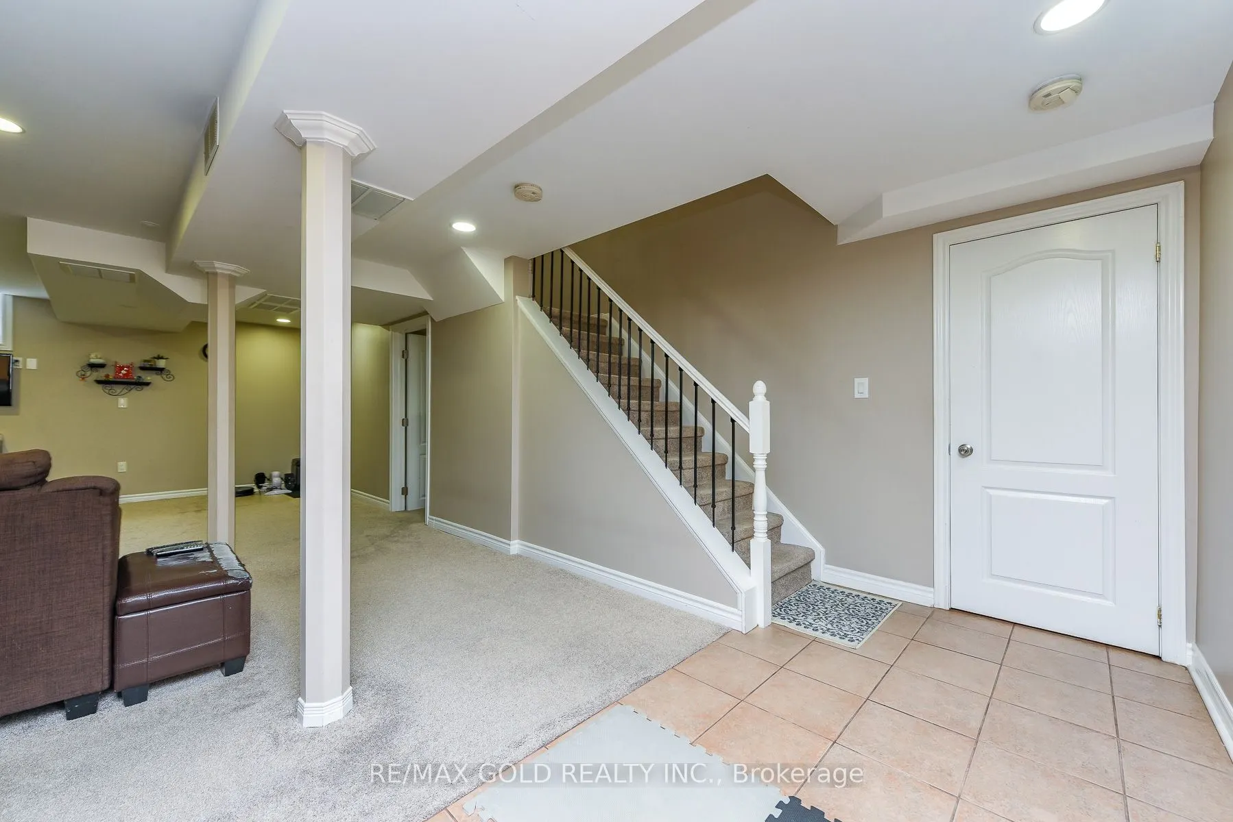 72 Rainforest Drive