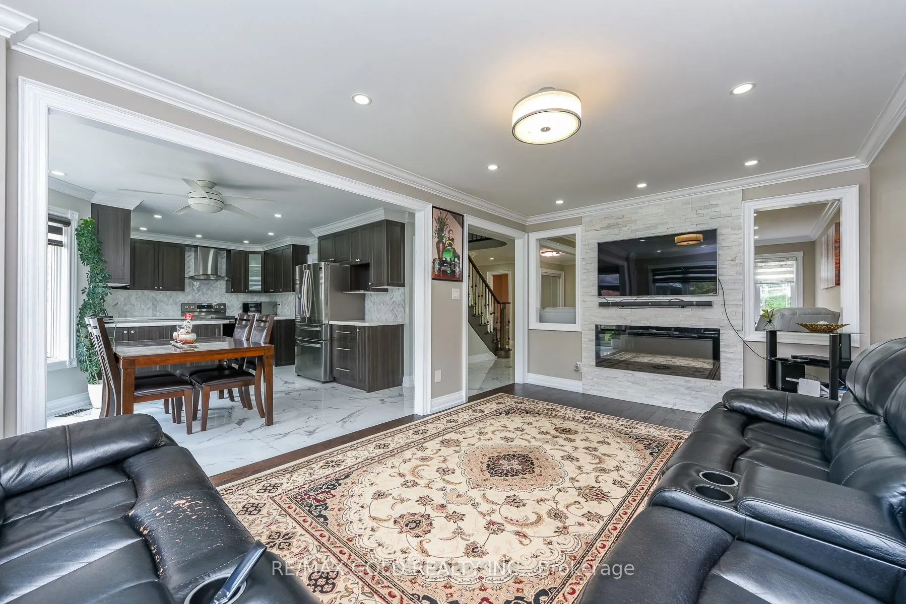 72 Rainforest Drive